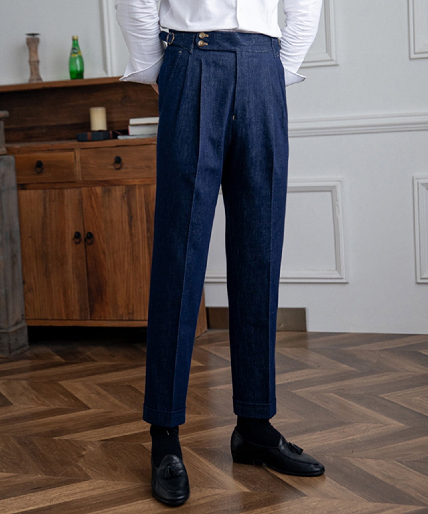 【ドラマ着用】デニム生地 2つボタン ウエストサイドベルト サイズ調整可能 メンズ ストレート トラウザー パンツ シワになりにくい エレガント スラックス ズボン