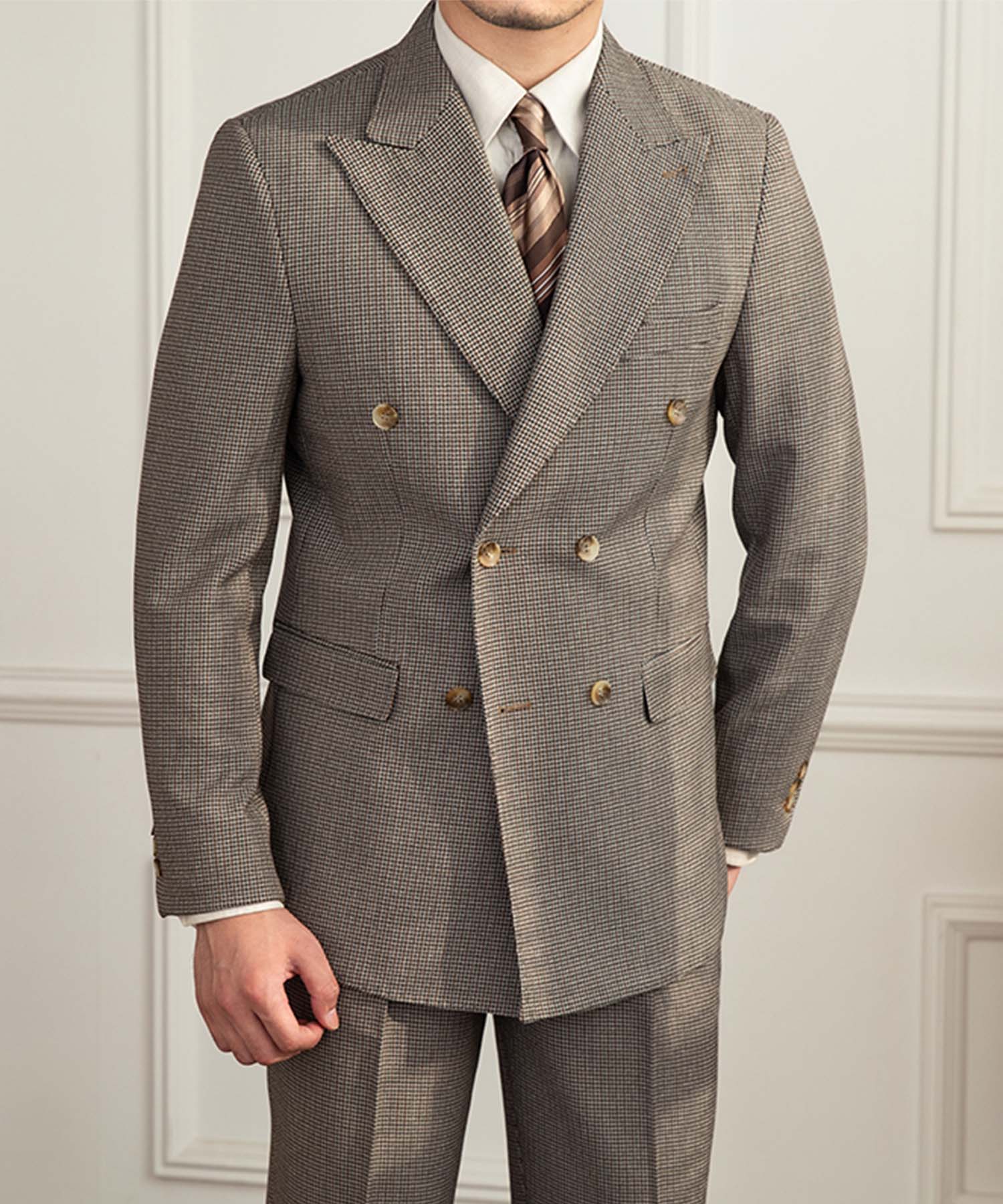 【ドラマ着用】スリムフィット ダブルブレスト 6つボタン 千鳥格子 綿 フラップポケット 胸ポケット 機能性抜群 シワになりにくい ピークドラペル エレガント テーラード セットアップ