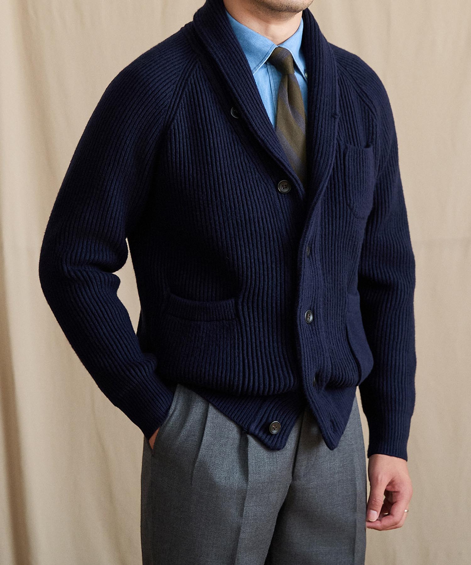 【NEW ITEM】スリムフィット 2WAY 機能性抜群 ウール 天然素材 ショールカラー ローゲージ シワになりにくい 清潔感 トップス リブ ニット セーター