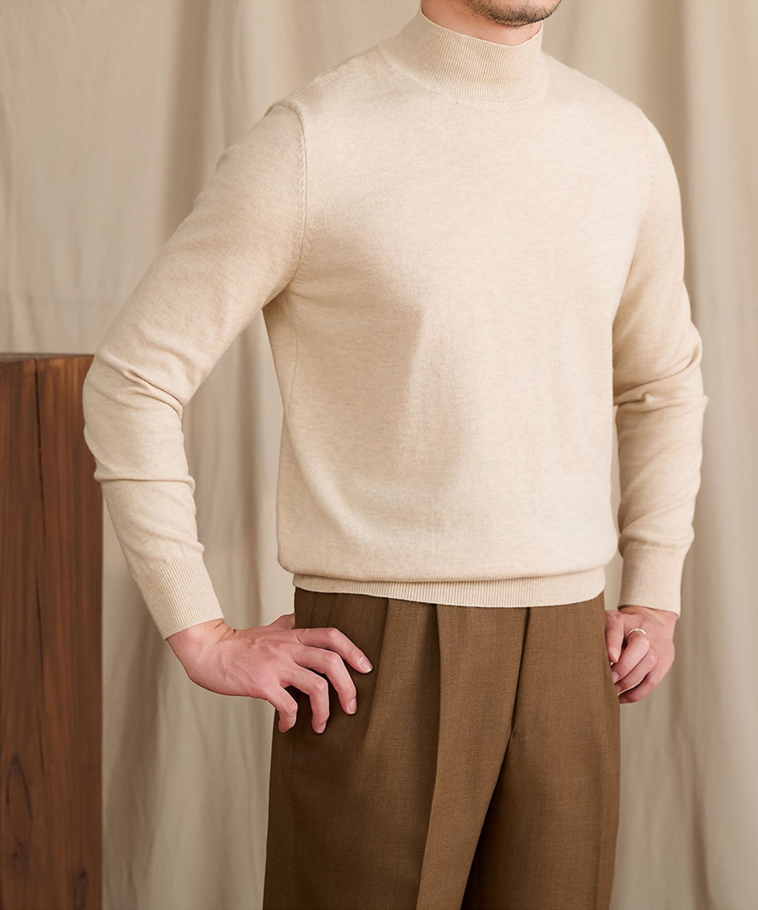 【NEW ITEM】スリムフィット リブ ニット ウール 天然素材 ベーシック 機能性抜群 シワになりにくい モックネック ハイネック ロングスリーブ ニット セーター