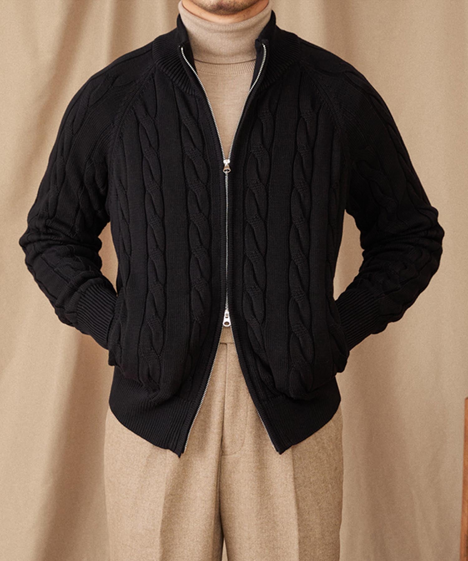 【NEW ITEM】スリムフィット 2WAY 機能性抜群 綿 天然素材 オープン ジップ ケーブル編み シワになりにくい 清潔感 トップス リブ ニット セーター