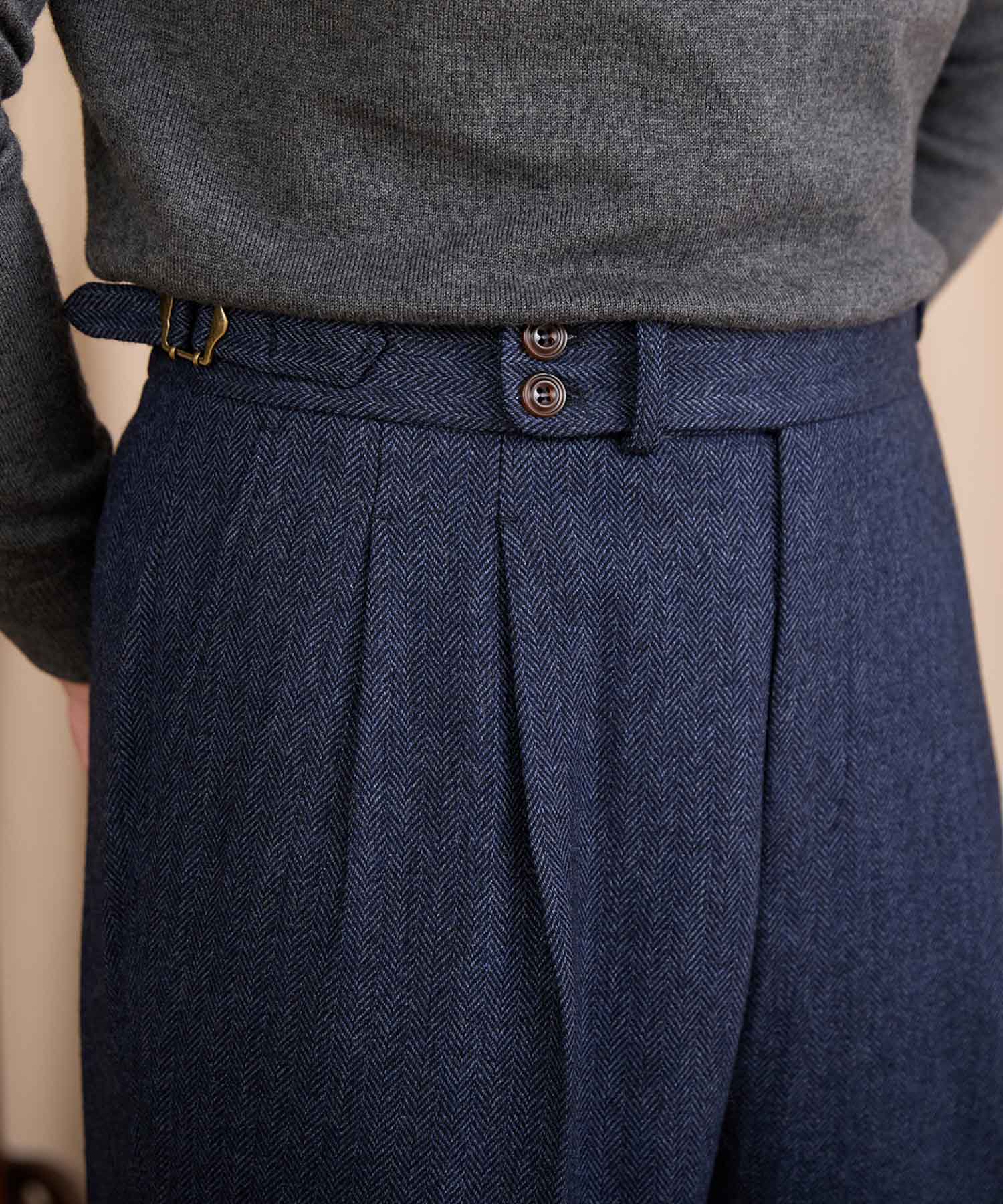 【NEW ITEM】レギュラーフィット 2つボタン ウエストサイドベルト サイズ調整可能 ウール ツータック クリース クラシック シワになりにくい ダブル トラウザー パンツ スラックス ズボン