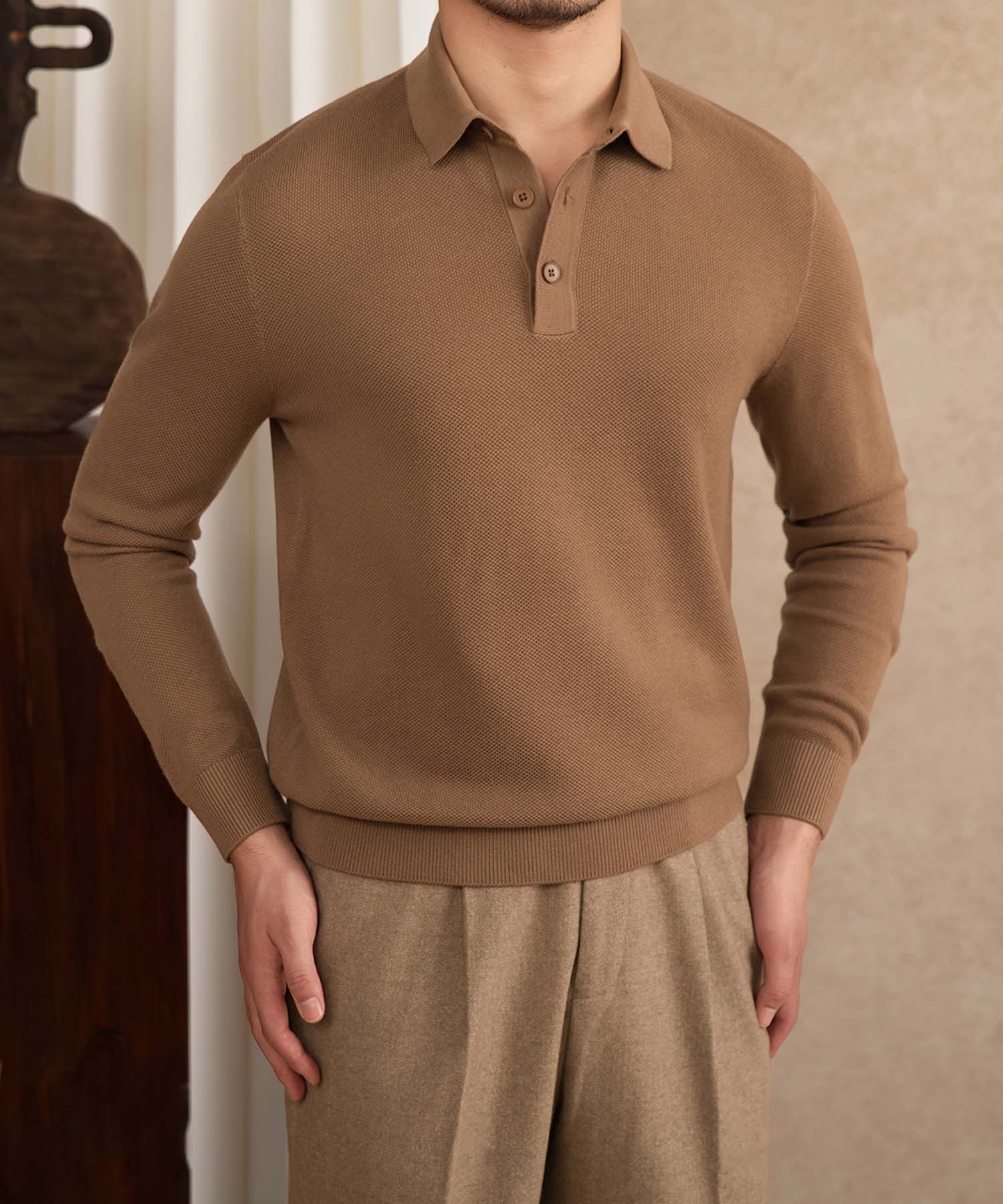 【COMING SOON】スリムフィット 機能性抜群 襟付き ミニマル シワになりにくい トップス ロングスリーブ ポロ リブ ニット セーター