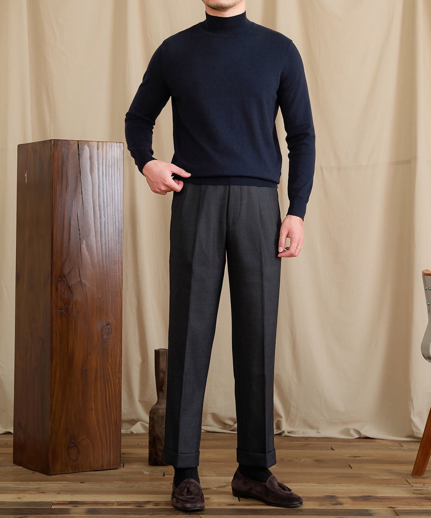 【NEW ITEM】スリムフィット リブ ニット ウール 天然素材 ベーシック 機能性抜群 シワになりにくい モックネック ハイネック ロングスリーブ ニット セーター