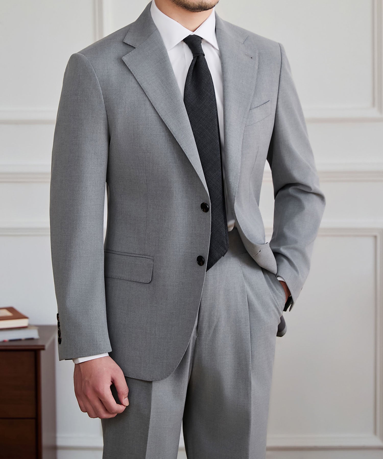 【NEW ITEM】スリムフィット シングルブレスト ノッチドラペル フラップポケット ベーシック スタンダード 機能性抜群 シワになりにくい エレガント セットアップ