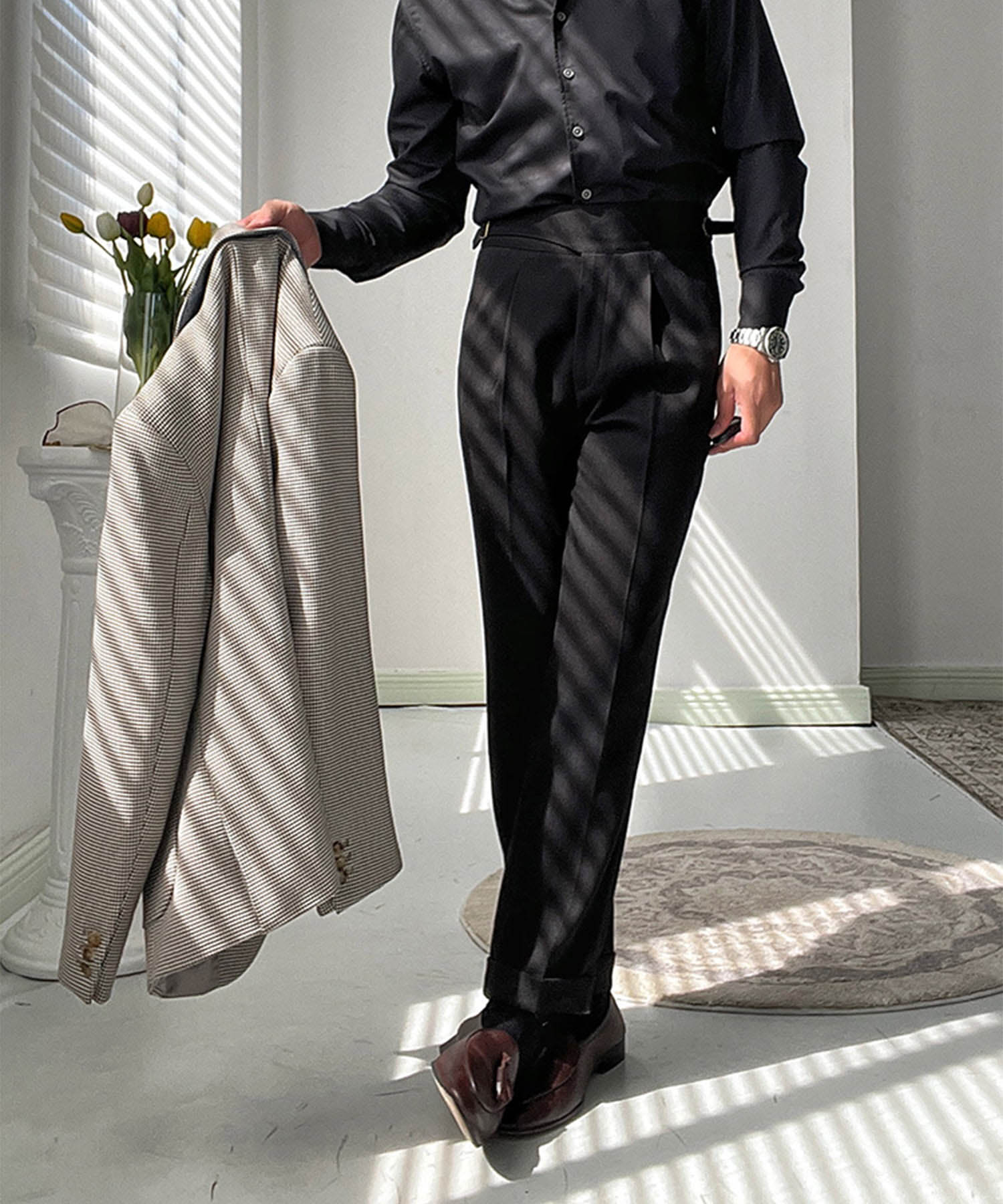 レギュラーフィット 両サイドベルト ラップウエスト サイズ調整可能 メンズ ストレート トラウザー パンツ シワになりにくい エレガント スラックス ズボン