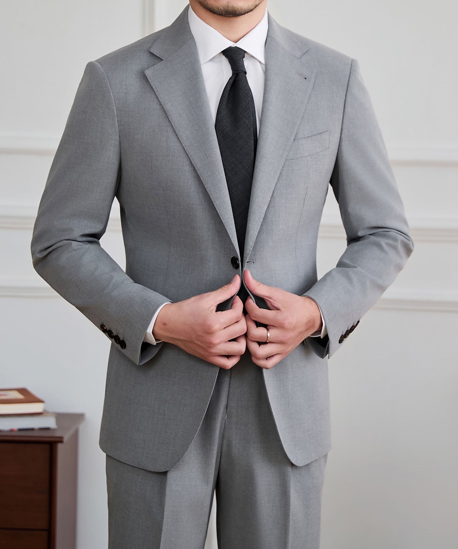 【NEW ITEM】スリムフィット シングルブレスト ノッチドラペル フラップポケット ベーシック スタンダード 機能性抜群 シワになりにくい エレガント セットアップ