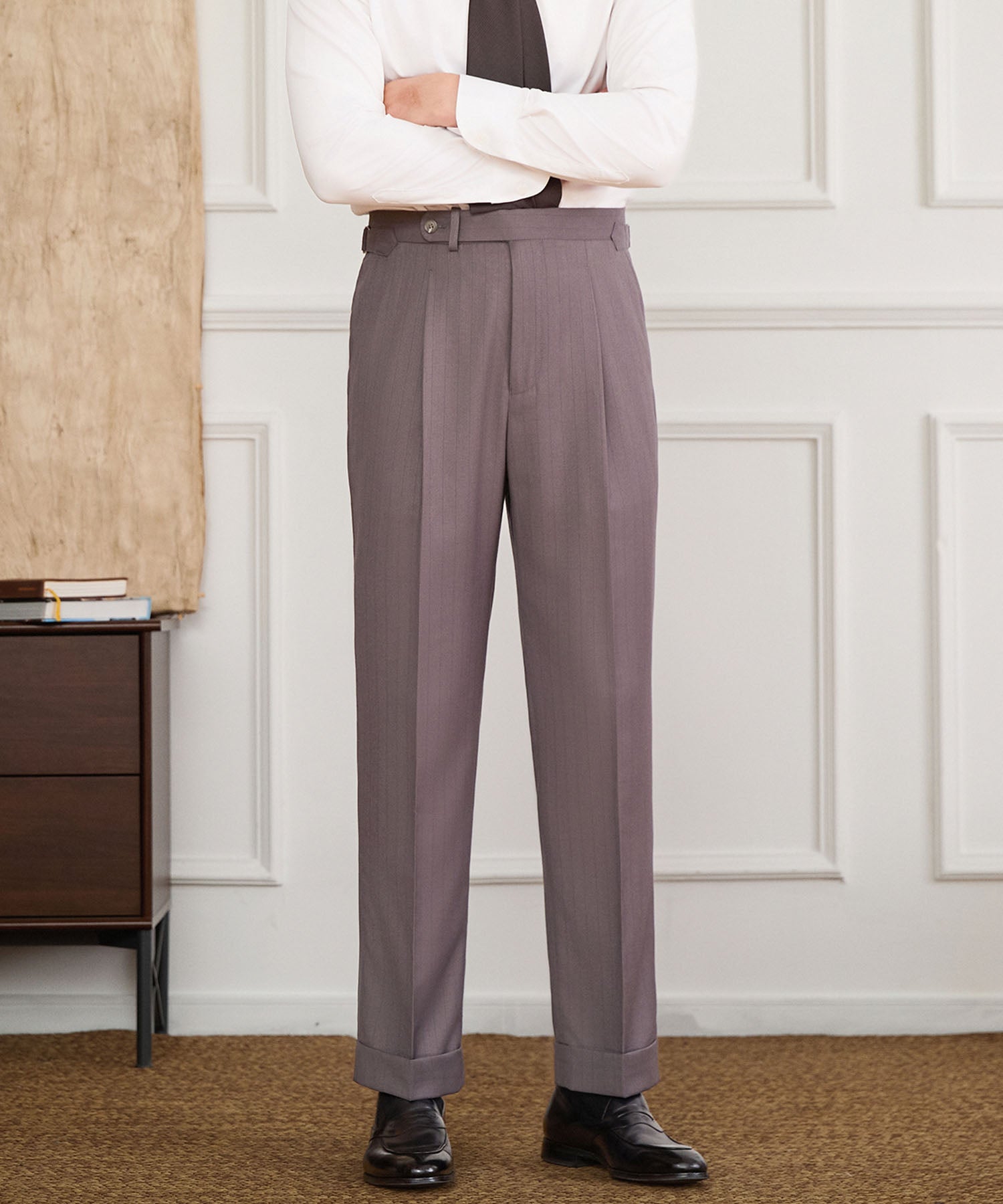 【NEW ITEM】スリムフィット 1つボタン ウエストサイドベルト サイズ調整可能 ハイウエスト タック クリース クラシック シワになりにくい ドレッシー ダブル トラウザー パンツ スラックス ズボン