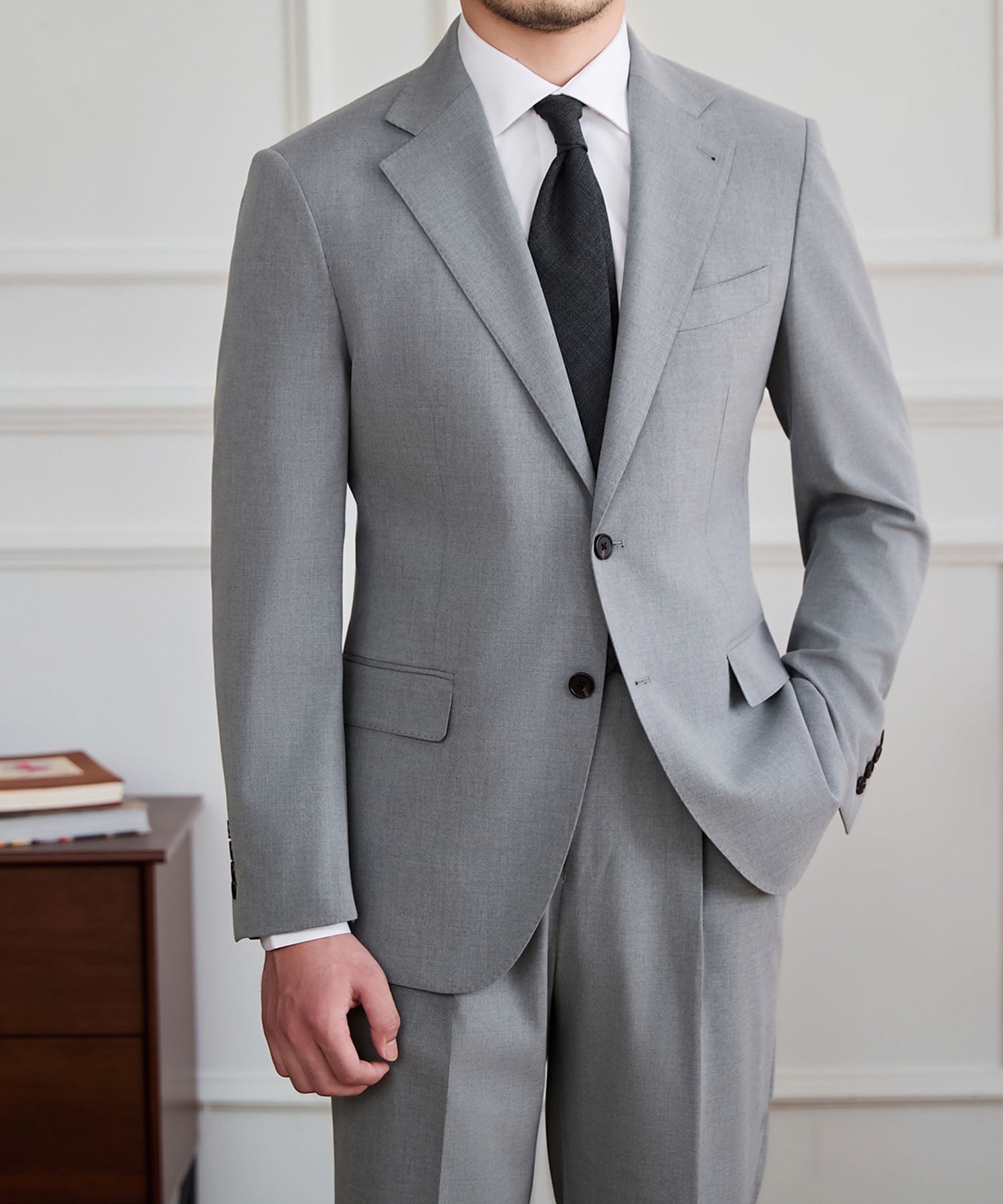 【NEW ITEM】スリムフィット シングルブレスト ノッチドラペル フラップポケット ベーシック スタンダード 機能性抜群 シワになりにくい エレガント セットアップ