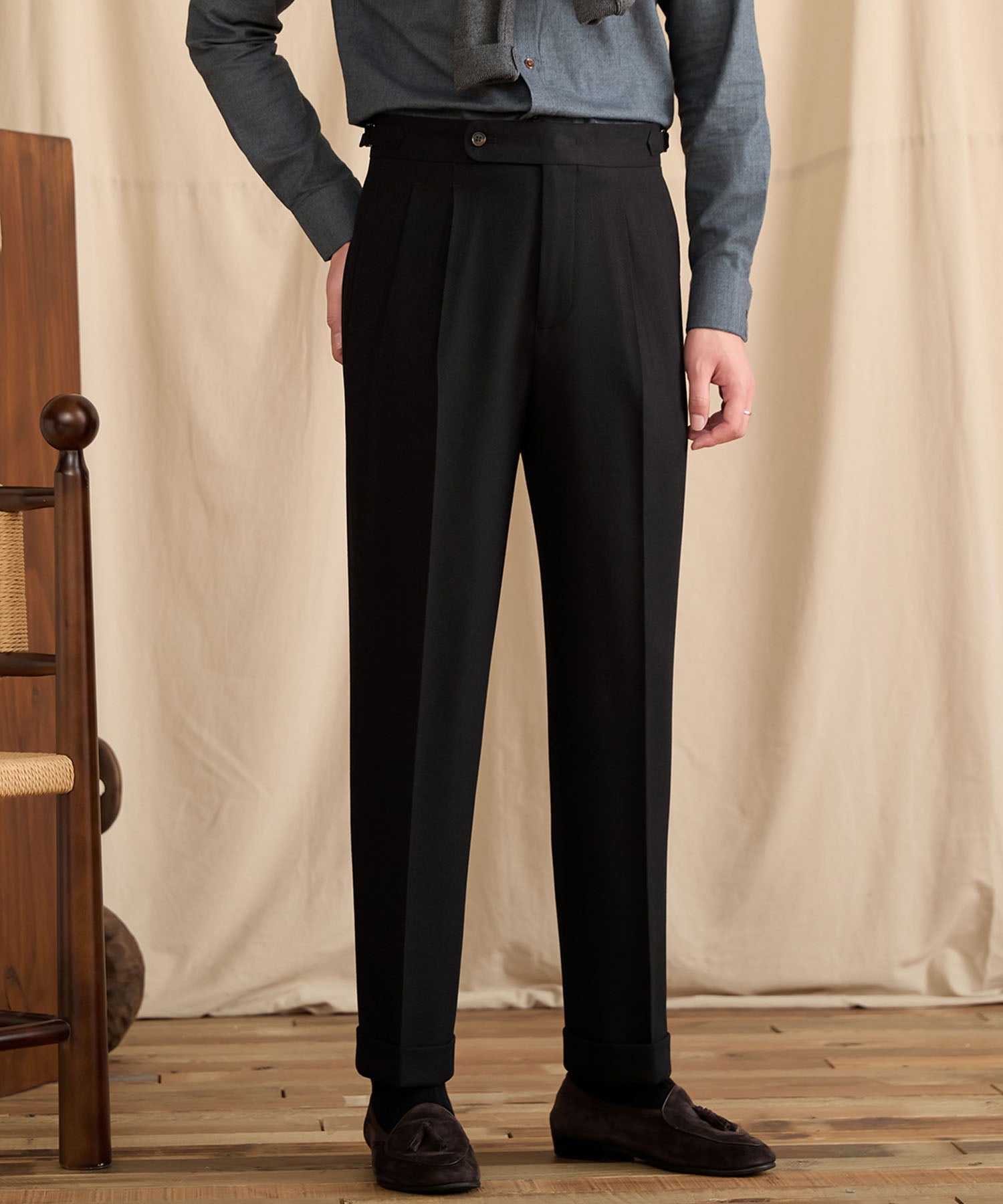 【NEW ITEM】レギュラーフィット 1つボタン 綿 ウール 天然素材 ウエストサイドベルト サイズ調整可能 ツータック クリース シワになりにくい クラシック スタンダード ダブル トラウザー パンツ スラックス ズボン