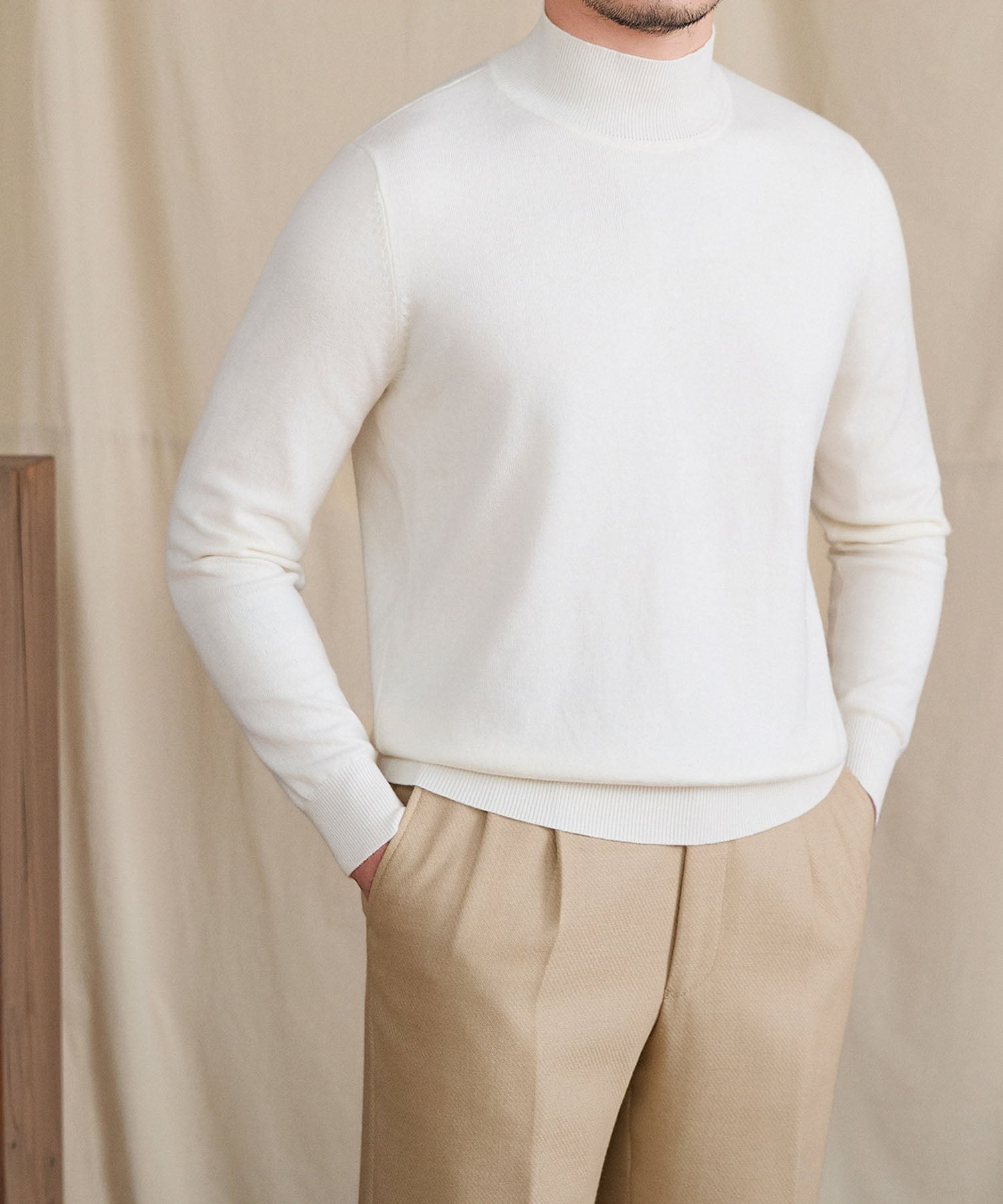 【NEW ITEM】スリムフィット リブ ニット ウール 天然素材 ベーシック 機能性抜群 シワになりにくい モックネック ハイネック ロングスリーブ ニット セーター