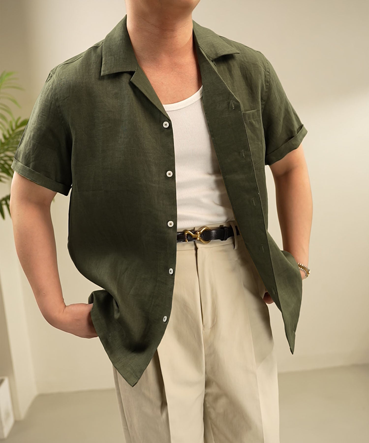 【NEW ITEM】スリムフィット 機能性抜群 通気性抜群 シワになりにくい 麻 天然素材 清潔感 清涼感 ベーシック ショートスリーブ シャツ
