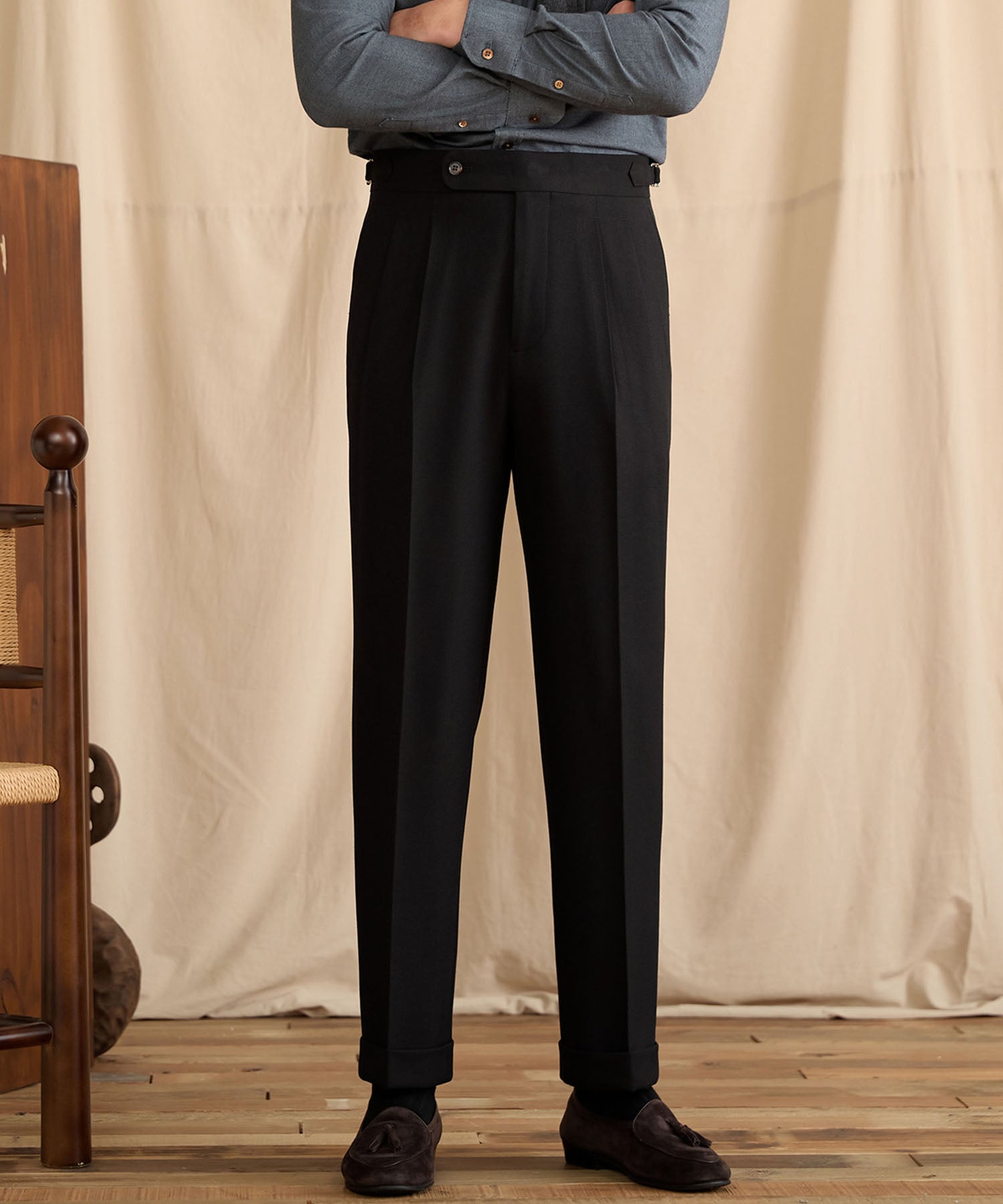 【NEW ITEM】レギュラーフィット 1つボタン 綿 ウール 天然素材 ウエストサイドベルト サイズ調整可能 ツータック クリース シワになりにくい クラシック スタンダード ダブル トラウザー パンツ スラックス ズボン
