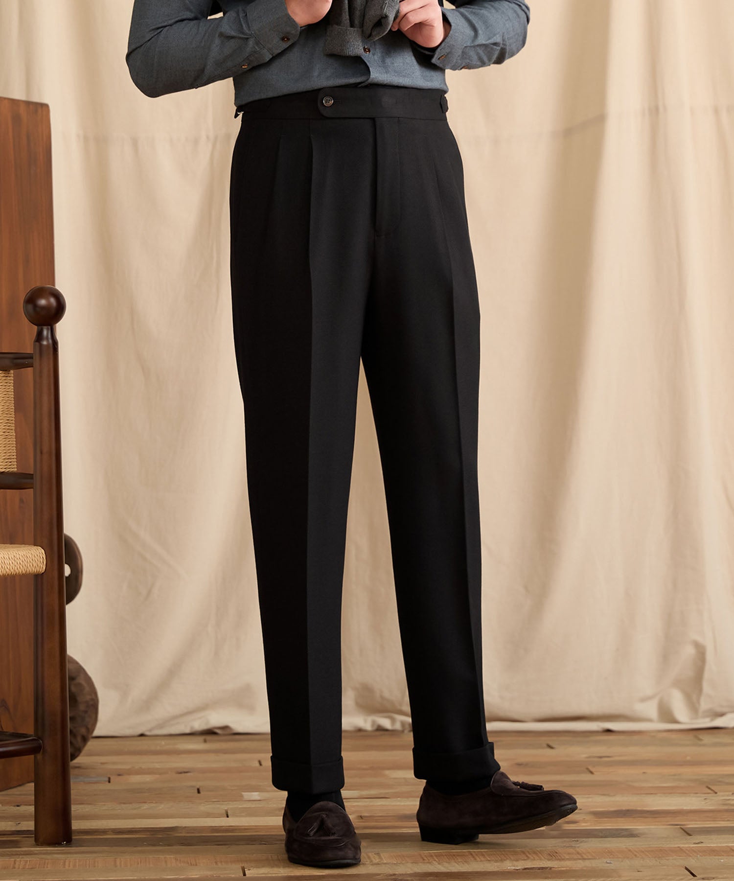 【NEW ITEM】レギュラーフィット 1つボタン 綿 ウール 天然素材 ウエストサイドベルト サイズ調整可能 ツータック クリース シワになりにくい クラシック スタンダード ダブル トラウザー パンツ スラックス ズボン