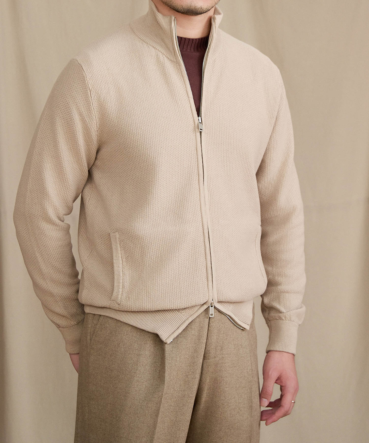 【NEW ITEM】スリムフィット 2WAY 機能性抜群 ウール 天然素材 オープン ジップ ハイゲージ シワになりにくい 清潔感 トップス リブ ニット セーター