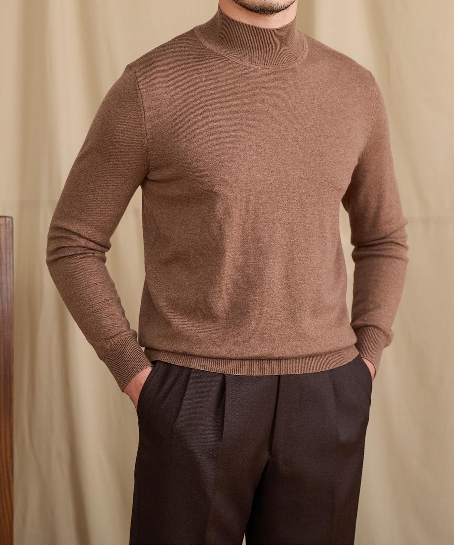 【NEW ITEM】スリムフィット リブ ニット ウール 天然素材 ベーシック 機能性抜群 シワになりにくい モックネック ハイネック ロングスリーブ ニット セーター