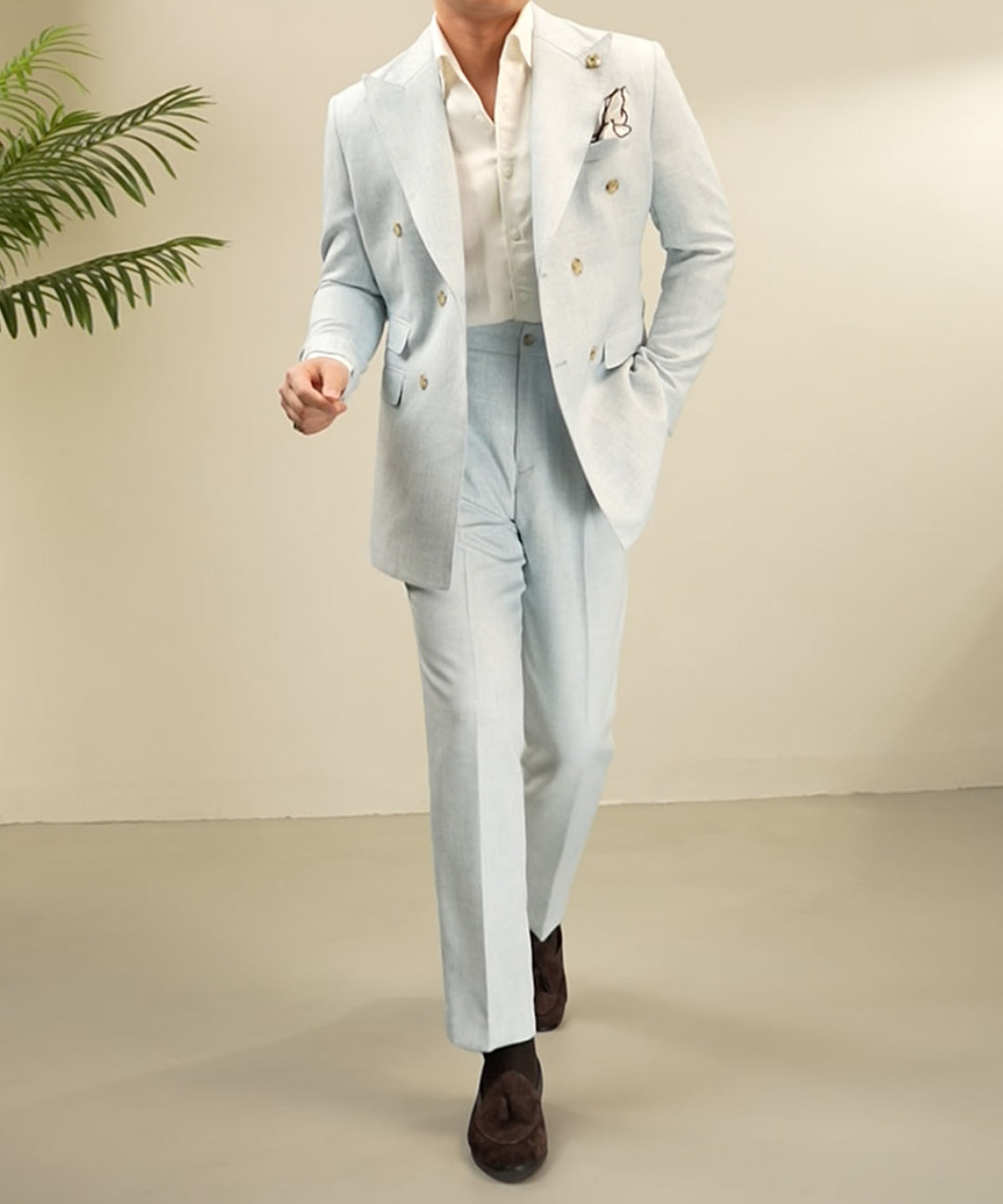 スリムフィット ダブルブレスト ワイドカラー ピークドラペル 6つ 