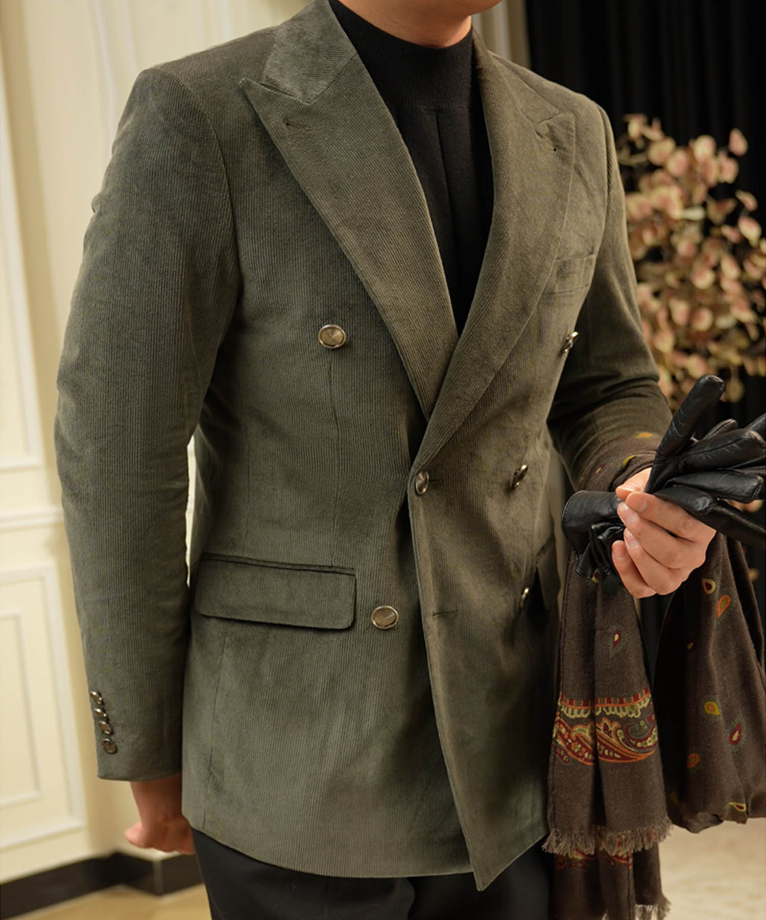 【NEW ITEM】スリムフィット ダブルブレスト 6つボタン 無地 綿 異素材 フラップポケット コーデュロイ 機能性抜群 シワになりにくい ピークドラペル テーラード ジャケット