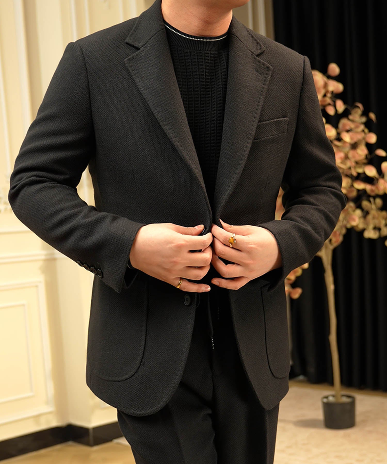 【NEW ITEM】スリムフィット シングルブレスト ノッチドラペル パッチポケット クラシック スタンダード 機能性抜群 シワになりにくい エレガント セットアップ