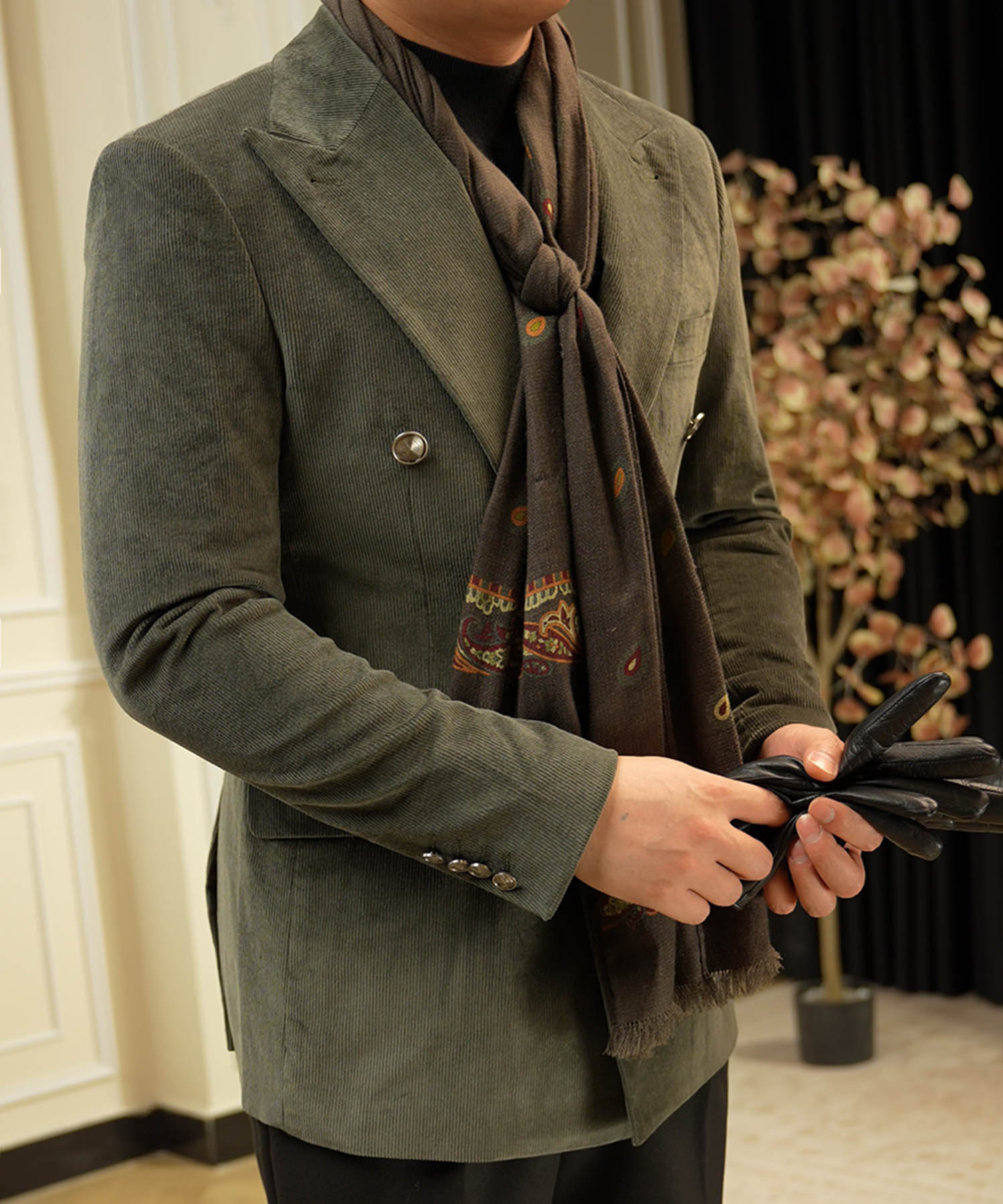 【NEW ITEM】スリムフィット ダブルブレスト 6つボタン 無地 綿 異素材 フラップポケット コーデュロイ 機能性抜群 シワになりにくい ピークドラペル テーラード ジャケット