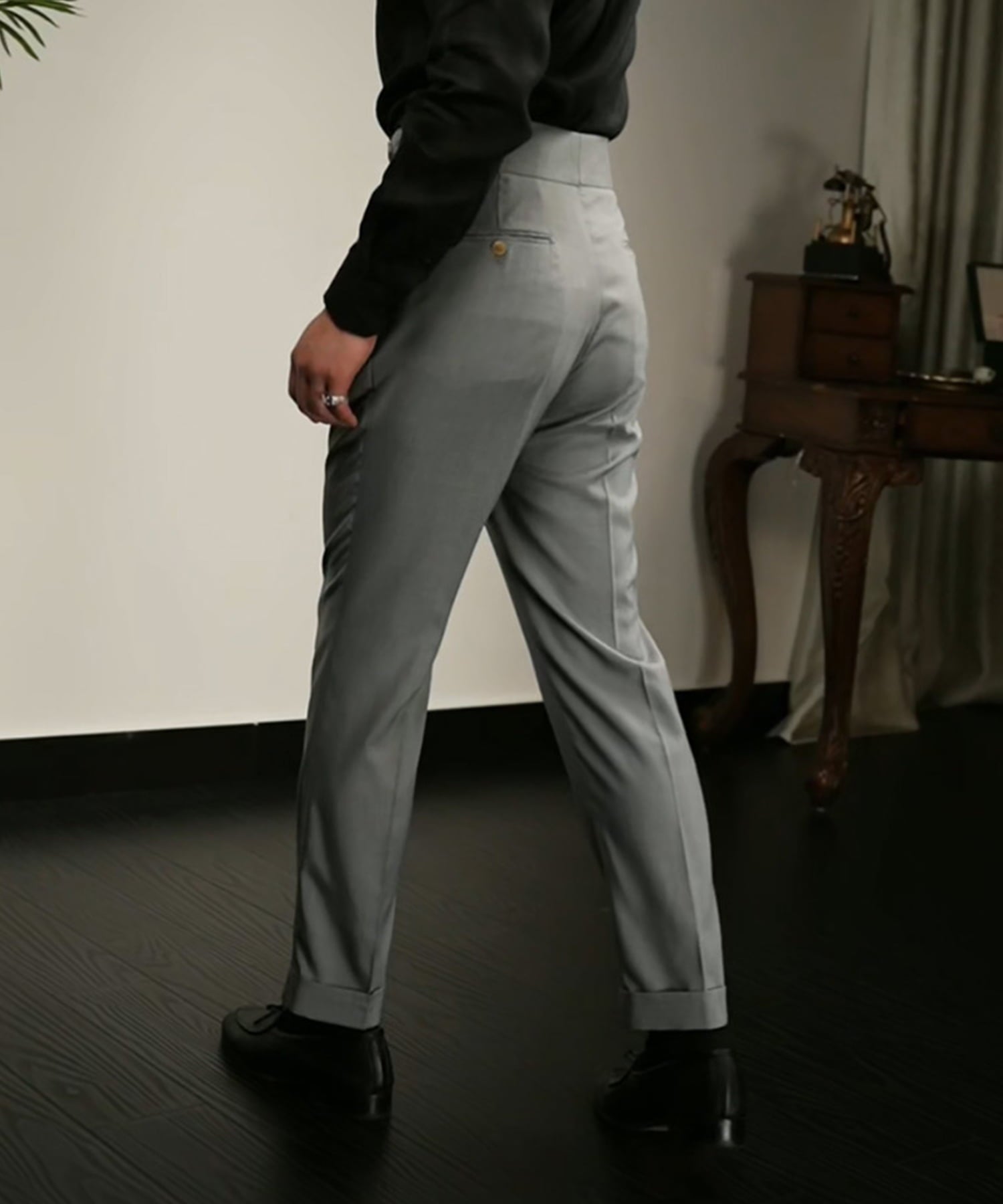レギュラーフィット 1つボタン スラッシュポケット サイズ調整可能 メンズ ストレート トラウザー パンツ シワになりにくい エレガント スラックス ズボン