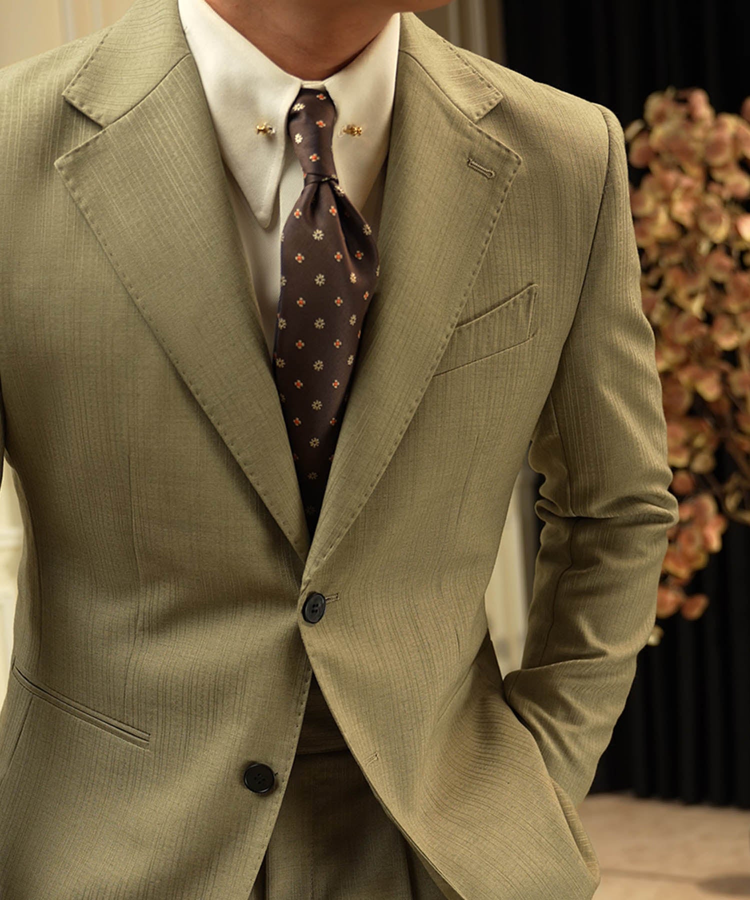 【NEW ITEM】スリムフィット シングルブレスト ノッチドラペル パッチポケット クラシック スタンダード 機能性抜群 シワになりにくい エレガント セットアップ