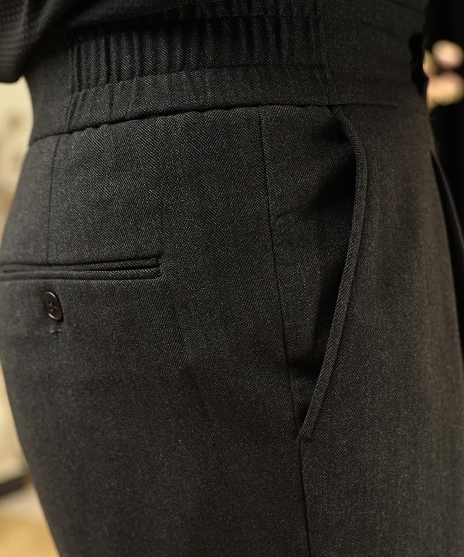 【COMING SOON】スリムフィット 1つボタン ラップウエスト ベルトレス タック クリース エレガント シワになりにくい ダブル トラウザー パンツ スラックス ズボン