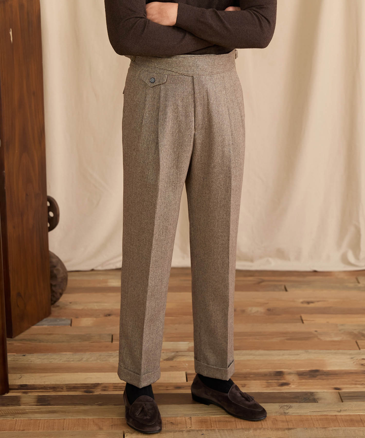 【NEW ITEM】レギュラーフィット 1つボタン ラップウエスト サイズ調整可能 ウール ハイウエスト コインポケット クリース クラシック シワになりにくい ダブル トラウザー パンツ スラックス ズボン