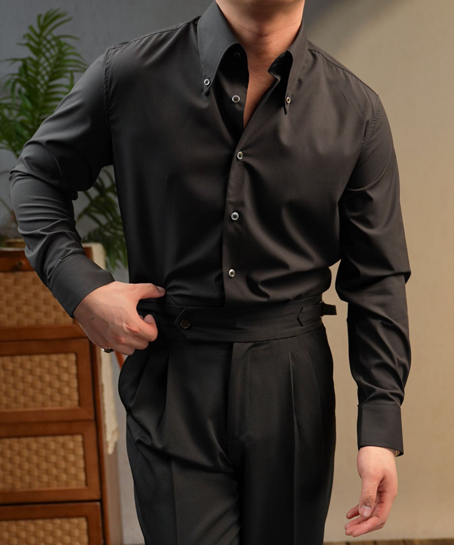 【NEW ITEM】スリムフィット ボタンダウン 無地 機能性抜群 シワになりにくい 清潔感 ロングスリーブ ミニマル エレガンス ベーシック シャツ