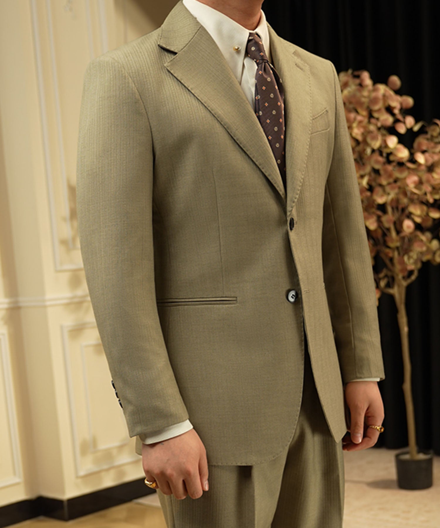 【NEW ITEM】スリムフィット シングルブレスト ノッチドラペル パッチポケット クラシック スタンダード 機能性抜群 シワになりにくい エレガント セットアップ