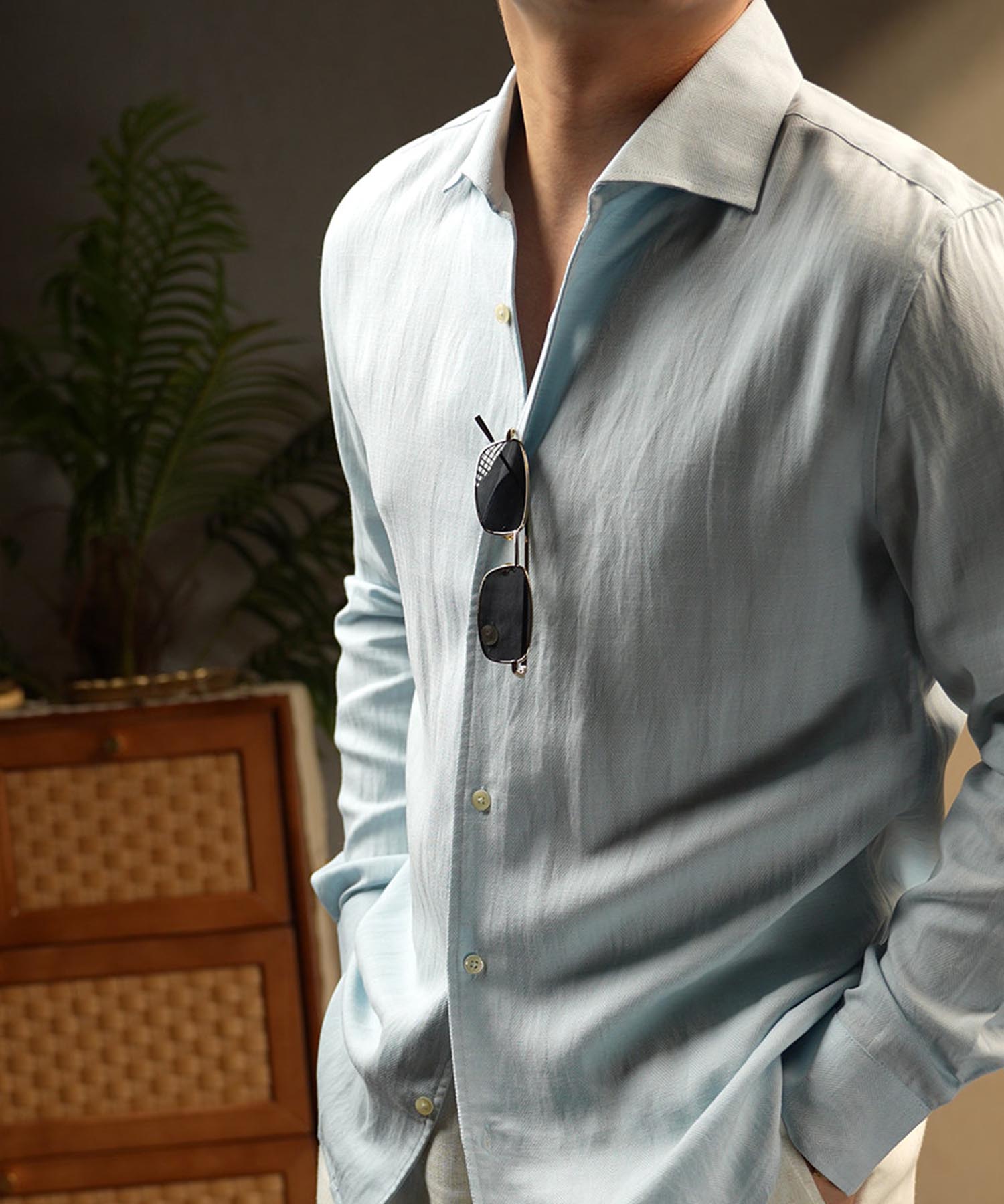 【NEW ITEM】スリムフィット 無地 リネン 異素材ミックス 機能性抜群 シワになりにくい 清潔感 ロングスリーブ ミニマル エレガント スマート シャツ