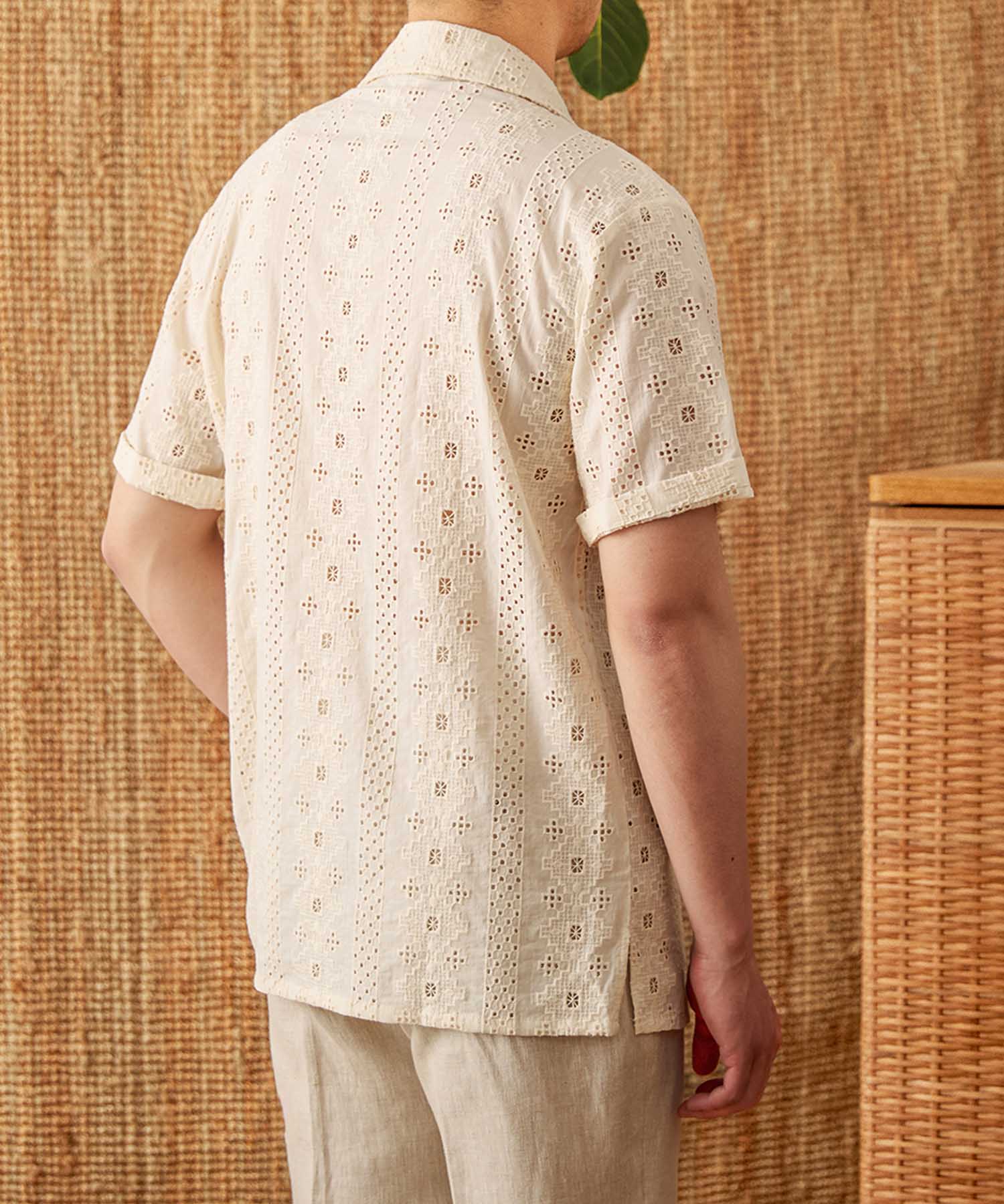 【NEW ITEM】レギュラーフィット 機能性抜群 綿 幾何学模様 レース 柄 通気性抜群 シワになりにくい 清涼感 エレガンス ベーシック ショートスリーブ シャツ