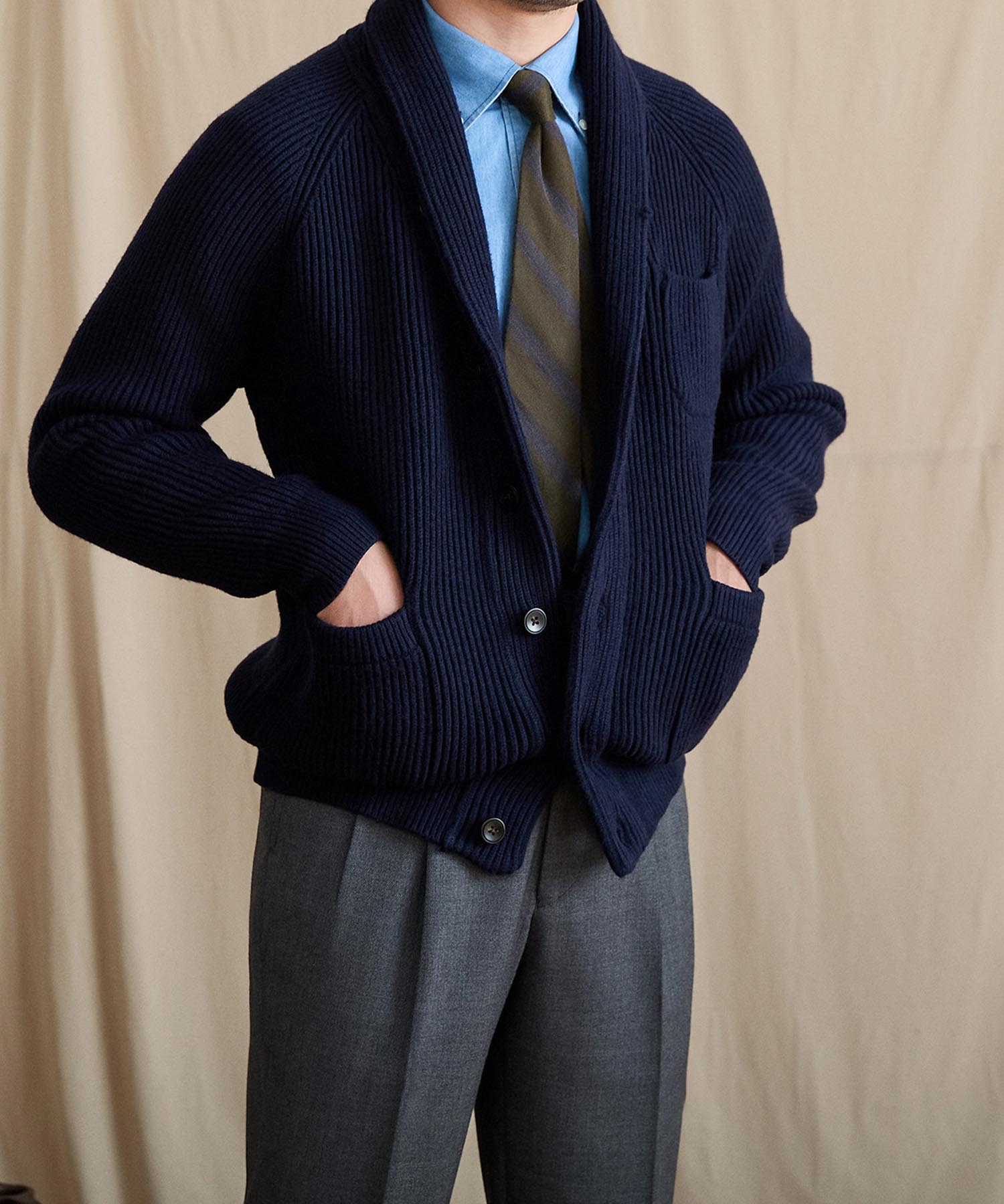 【NEW ITEM】スリムフィット 2WAY 機能性抜群 ウール 天然素材 ショールカラー ローゲージ シワになりにくい 清潔感 トップス リブ ニット セーター