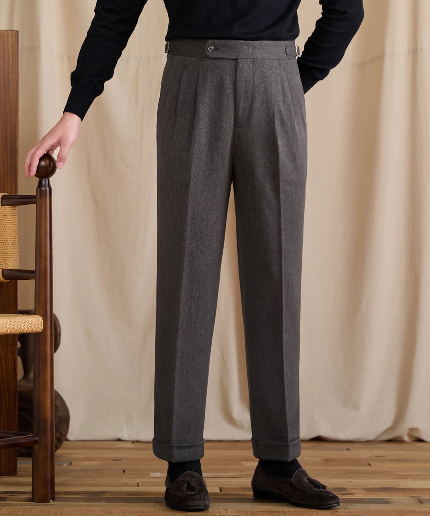 【NEW ITEM】スリムフィット 1つボタン ウエストサイドベルト サイズ調整可能 ウール ツータック クリース シワになりにくい ダブル トラウザー パンツ スラックス ズボン