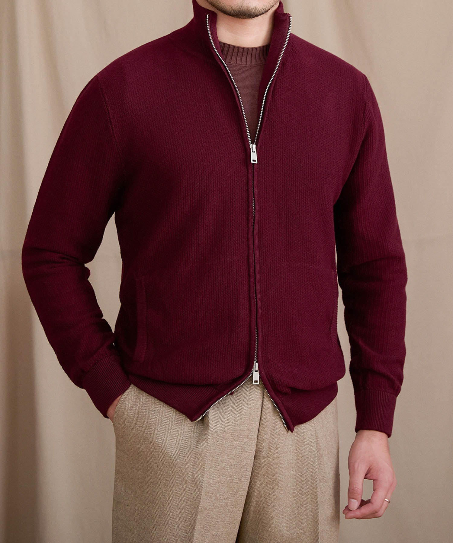【NEW ITEM】スリムフィット 2WAY 機能性抜群 ウール 天然素材 オープン ジップ ハイゲージ シワになりにくい 清潔感 トップス リブ ニット セーター