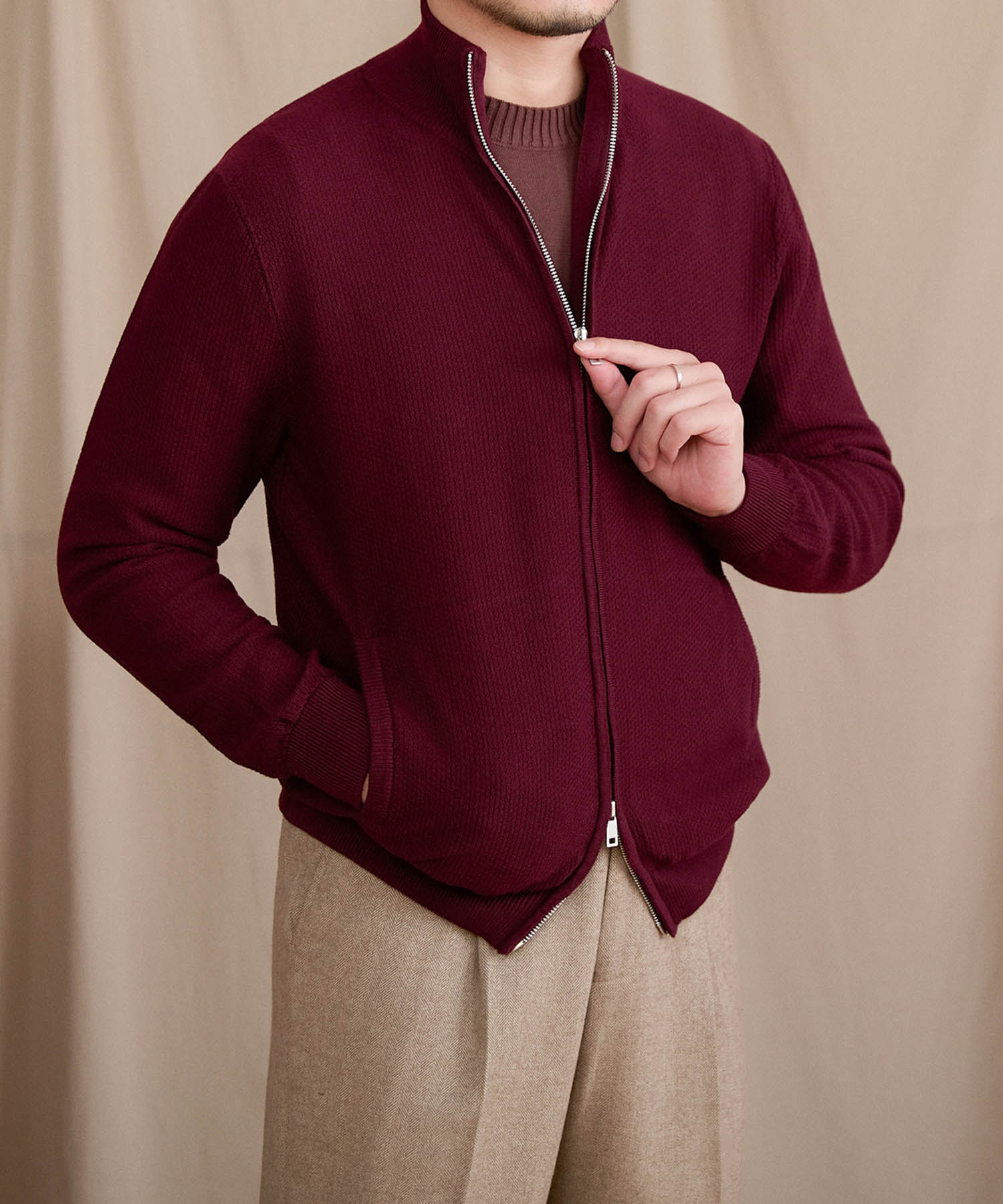 【NEW ITEM】スリムフィット 2WAY 機能性抜群 ウール 天然素材 オープン ジップ ハイゲージ シワになりにくい 清潔感 トップス リブ ニット セーター