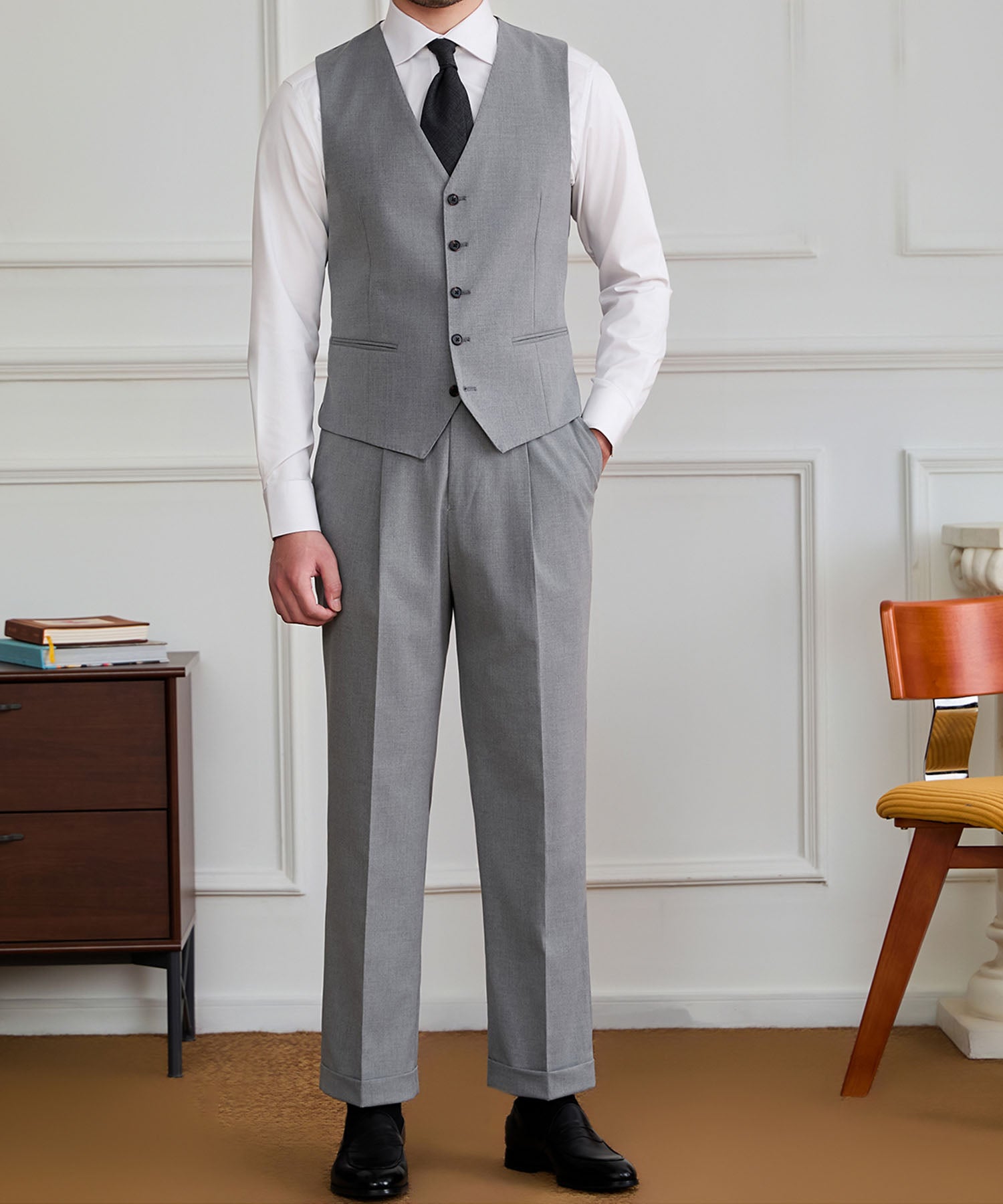 【NEW ITEM】スリムフィット シングルブレスト 5つボタン 玉縁ポケット 機能性抜群 シワになりにくい クラシック スタンダード ジレ ベスト