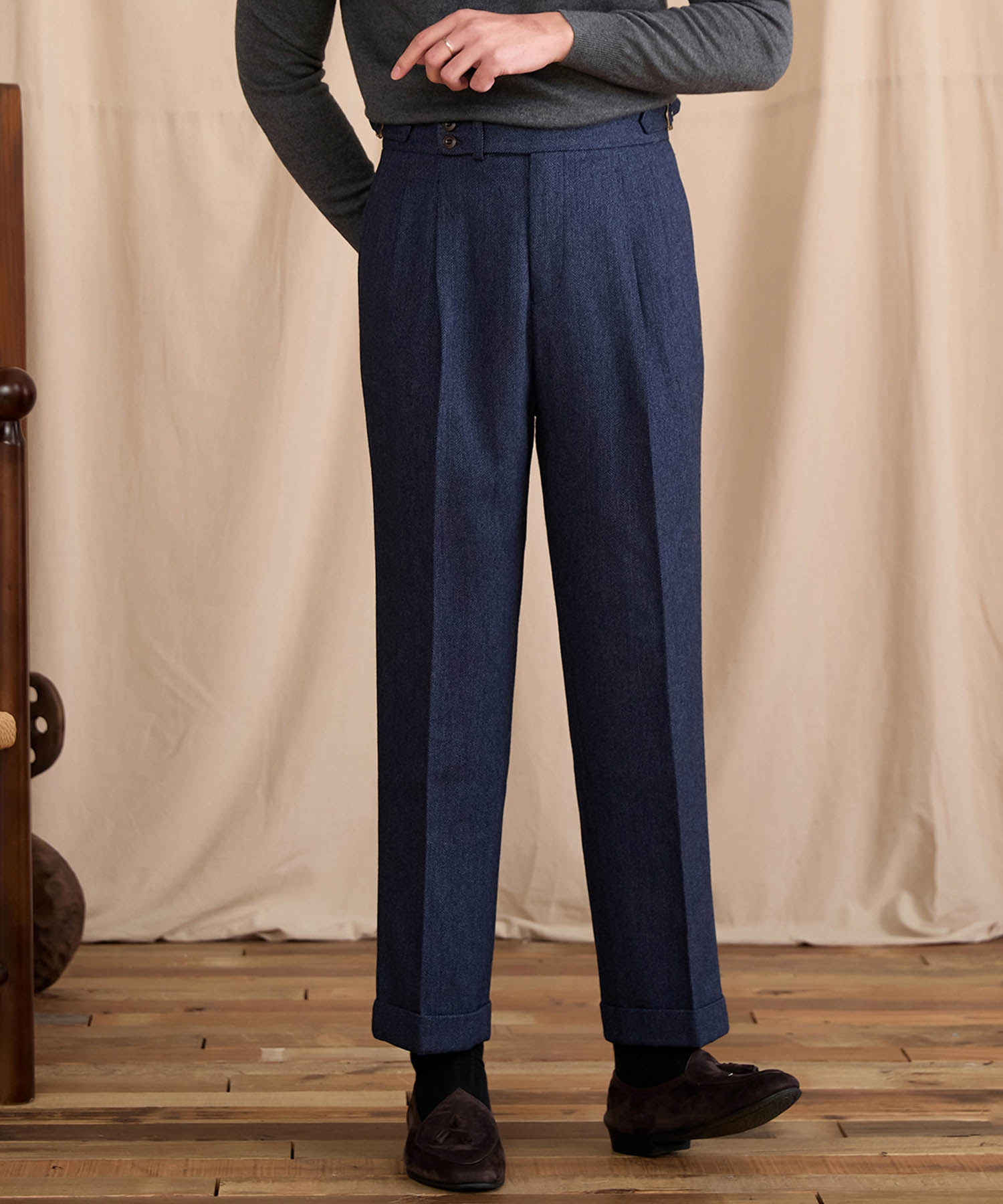 COMING SOON】レギュラーフィット 2つボタン ウエストサイドベルト