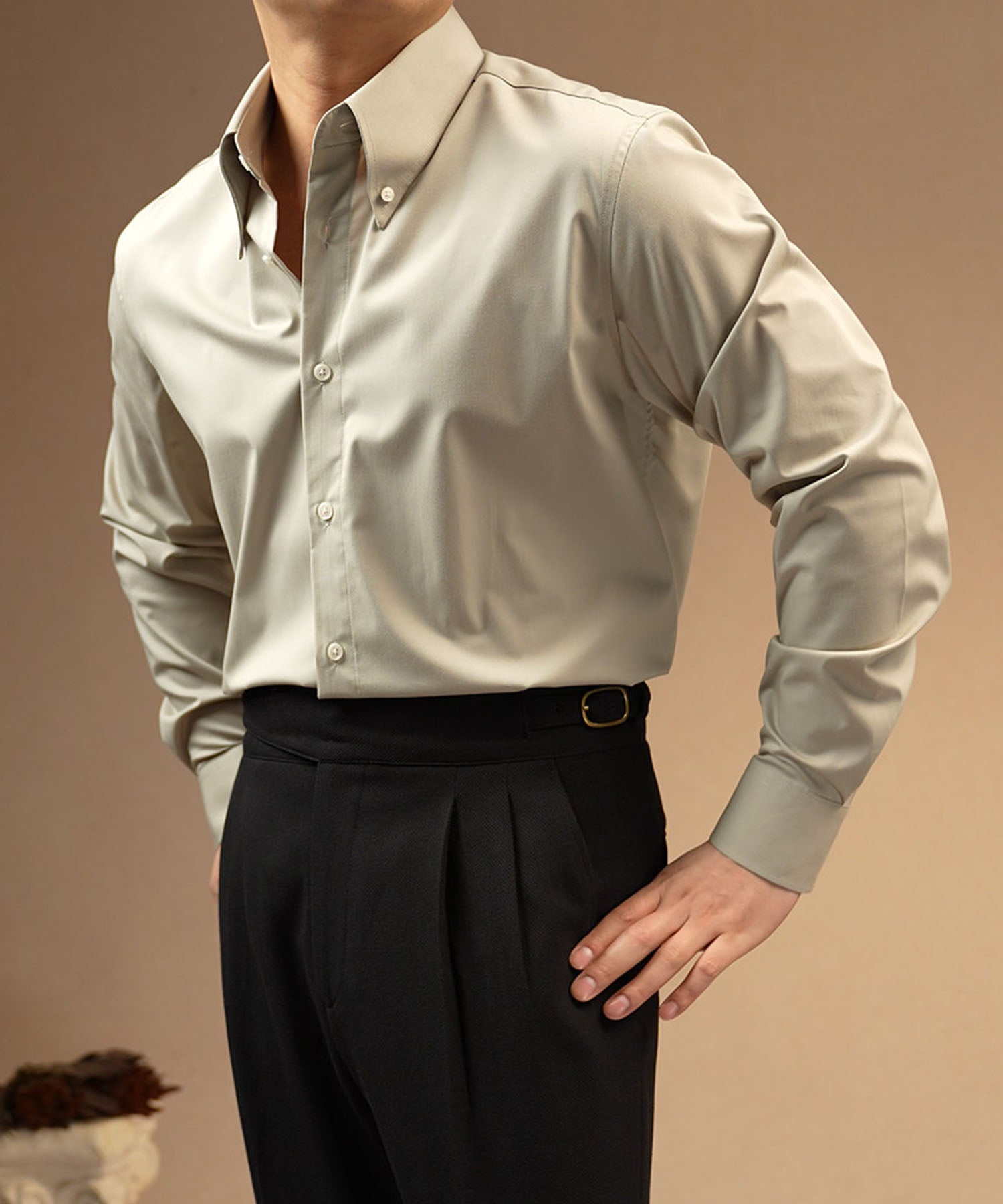 【NEW ITEM】スリムフィット ロングカラー ボタンダウン 無地 機能性抜群 シワになりにくい 清潔感 ロングスリーブ ミニマル エレガンス シャツ