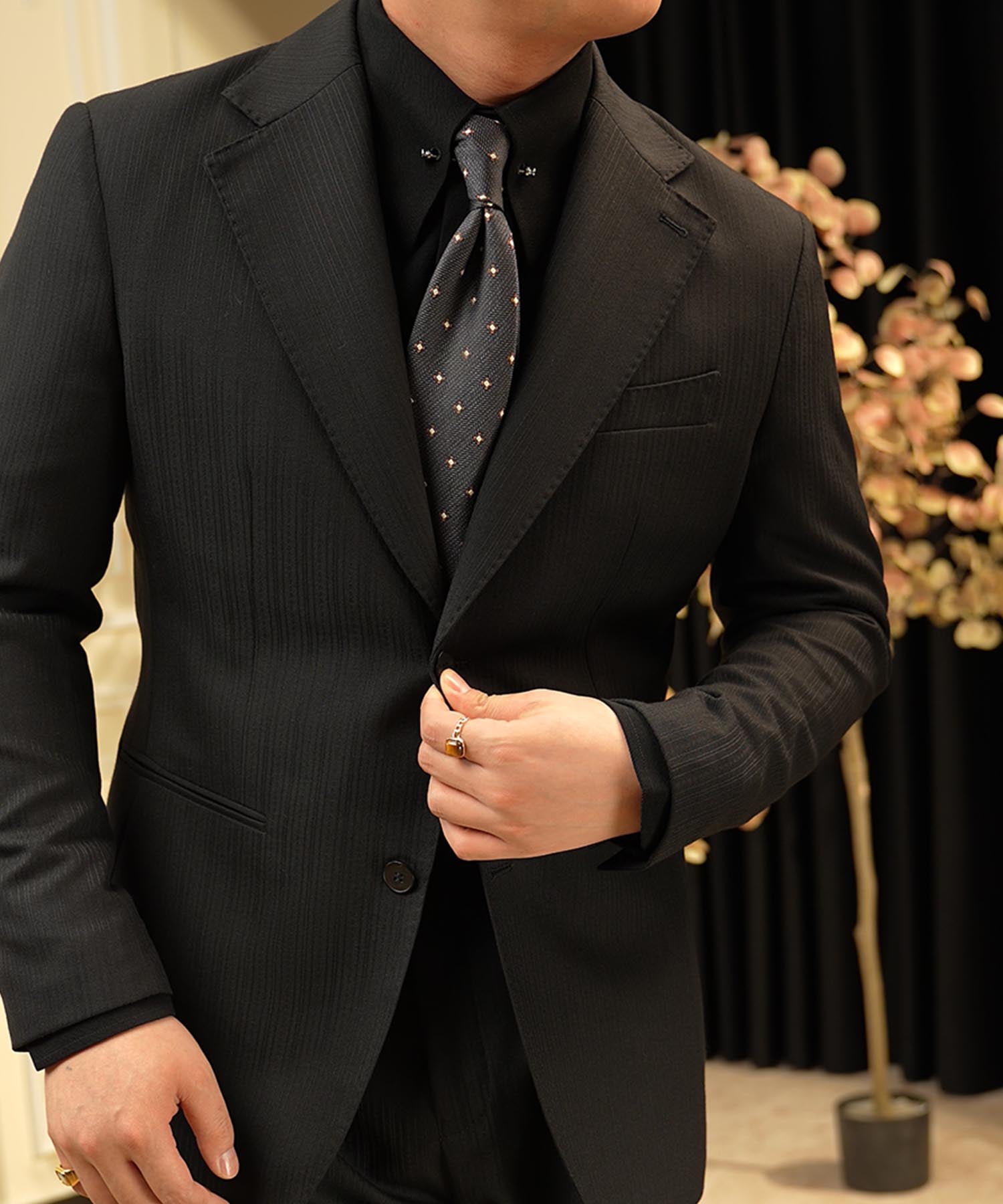 【NEW ITEM】スリムフィット シングルブレスト ノッチドラペル パッチポケット クラシック スタンダード 機能性抜群 シワになりにくい エレガント セットアップ