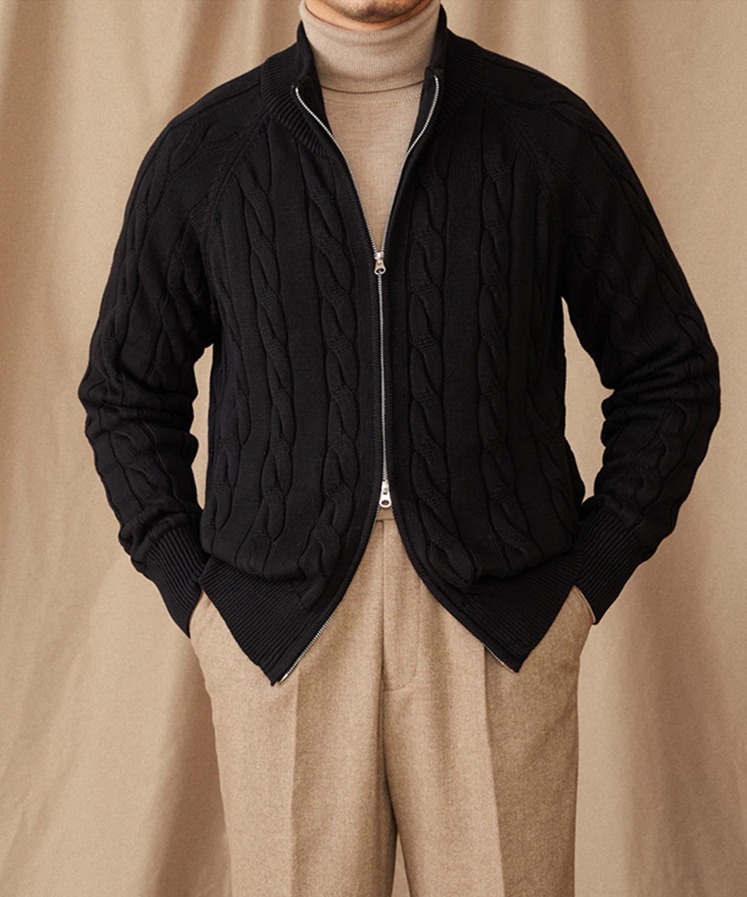 【NEW ITEM】スリムフィット 2WAY 機能性抜群 綿 天然素材 オープン ジップ ケーブル編み シワになりにくい 清潔感 トップス リブ ニット セーター