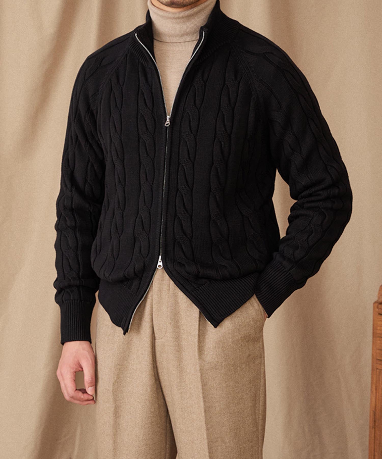 【NEW ITEM】スリムフィット 2WAY 機能性抜群 綿 天然素材 オープン ジップ ケーブル編み シワになりにくい 清潔感 トップス リブ ニット セーター