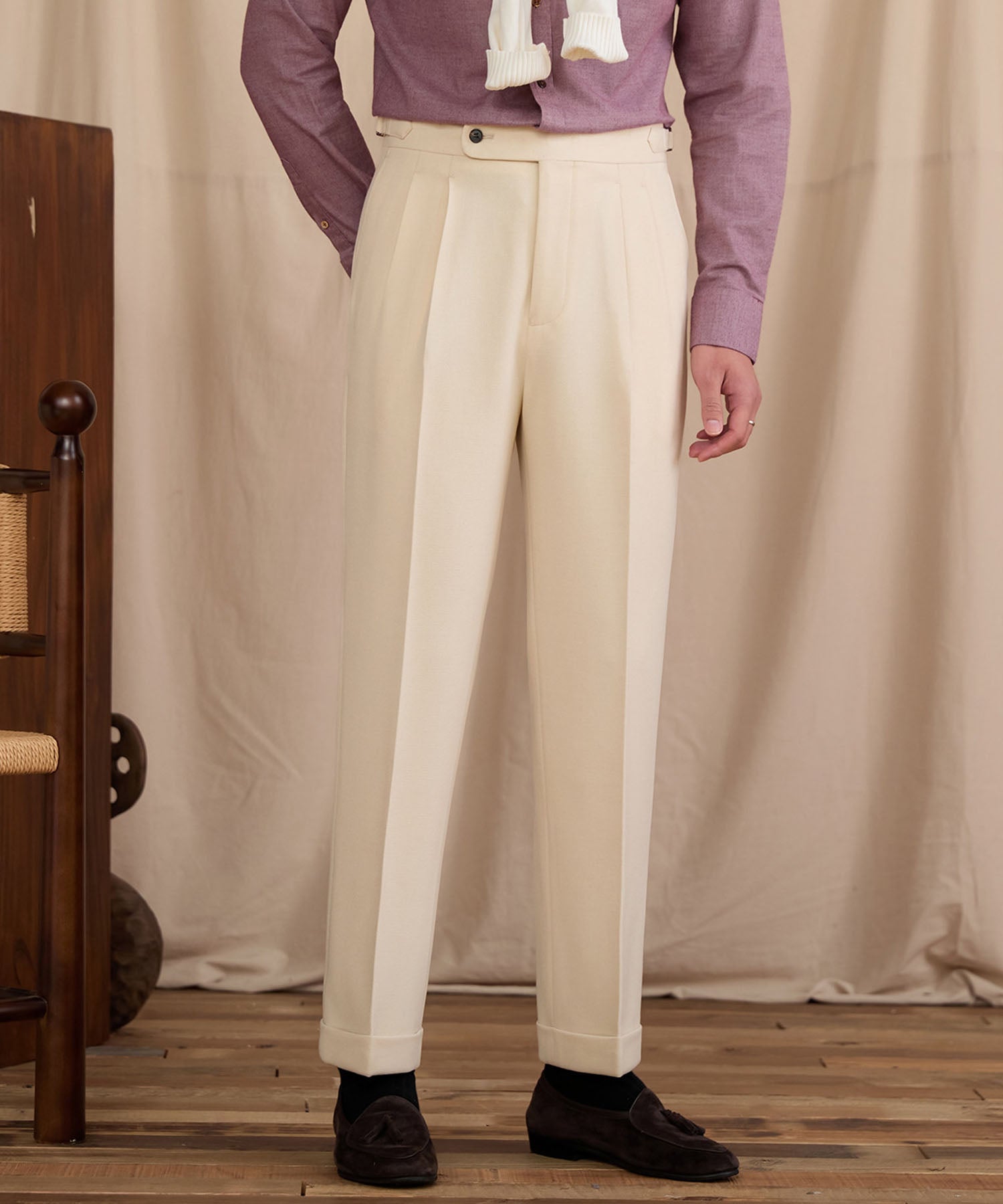 【NEW ITEM】レギュラーフィット 1つボタン 綿 ウール 天然素材 ウエストサイドベルト サイズ調整可能 ツータック クリース シワになりにくい クラシック スタンダード ダブル トラウザー パンツ スラックス ズボン