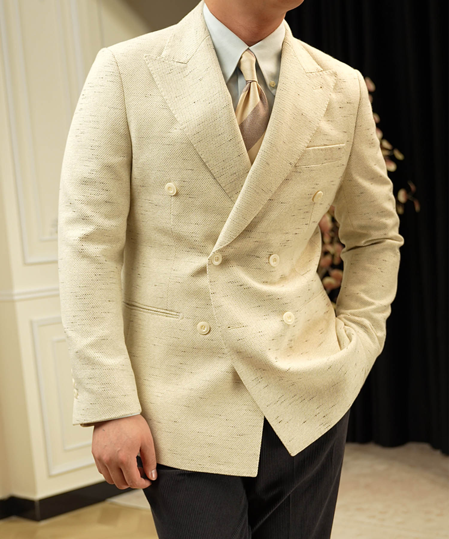 BOB ホワイト ダブルブレスト テーラードジャケット イタリア製 メンズ BOB ホワイト ダブルブレスト テーラードジャケット イタリア製 メンズ