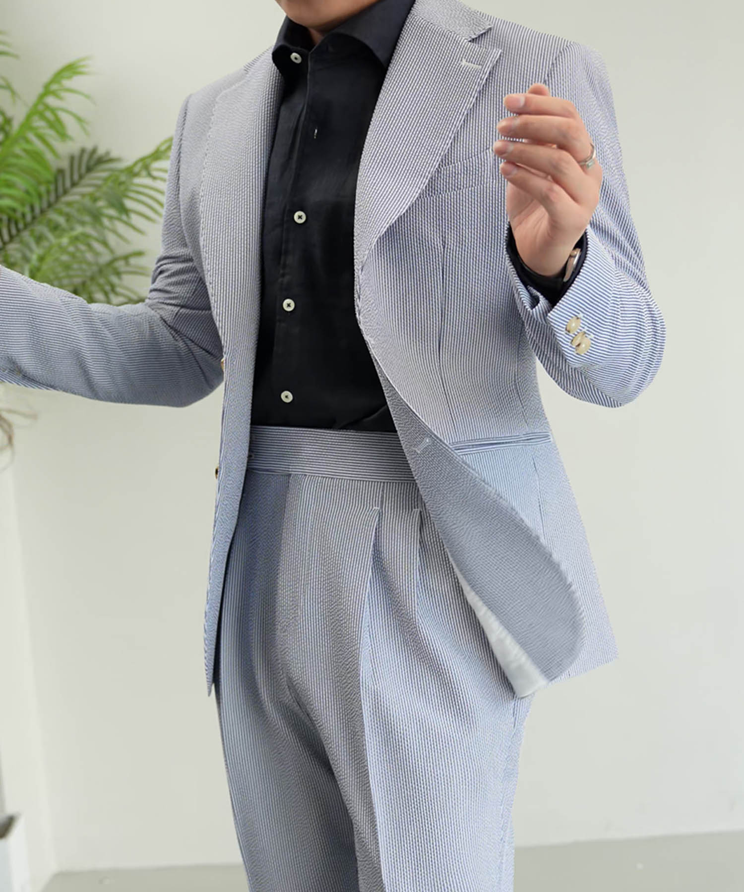 スリムフィット シングル＆ダブルブレスト ピークド＆ノッチドラペル