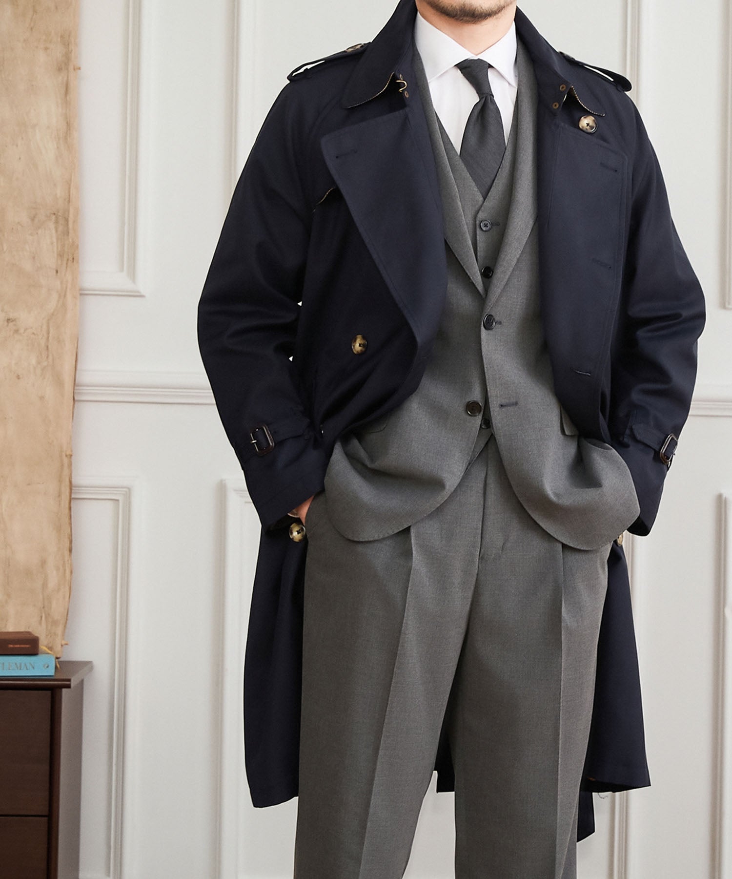 【NEW ITEM】レギュラーフィット えポーレット ガンフラップ コットンギャバジン スラッシュポケット 機能性抜群 防寒 シワになりにくい トレンチ コート