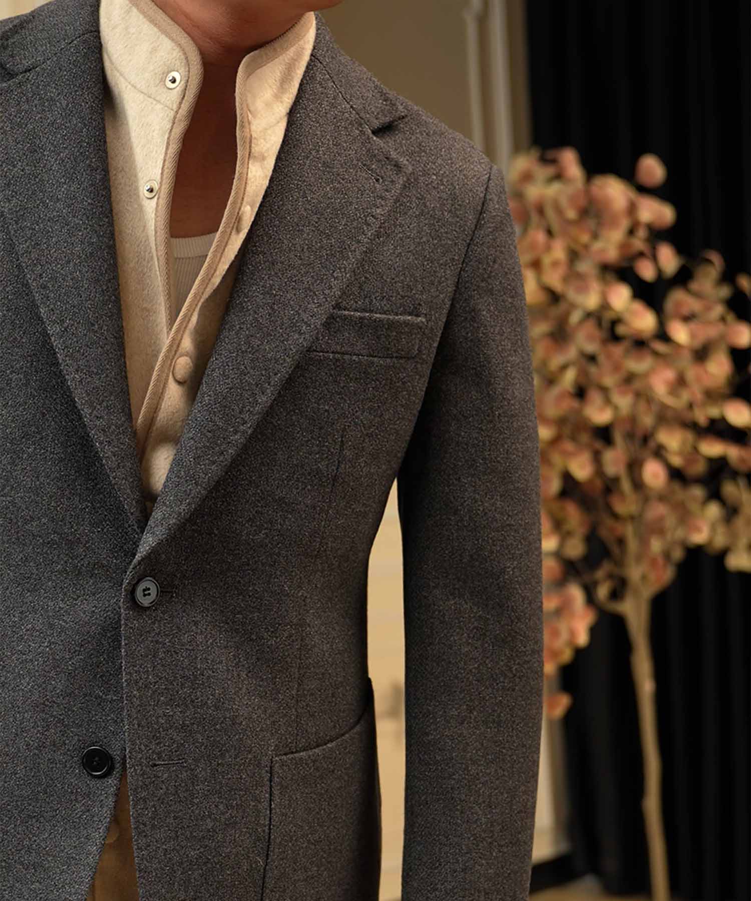 【NEW ITEM】スリムフィット シングルブレスト ノッチドラペル パッチポケット クラシック スタンダード 機能性抜群 シワになりにくい エレガント セットアップ