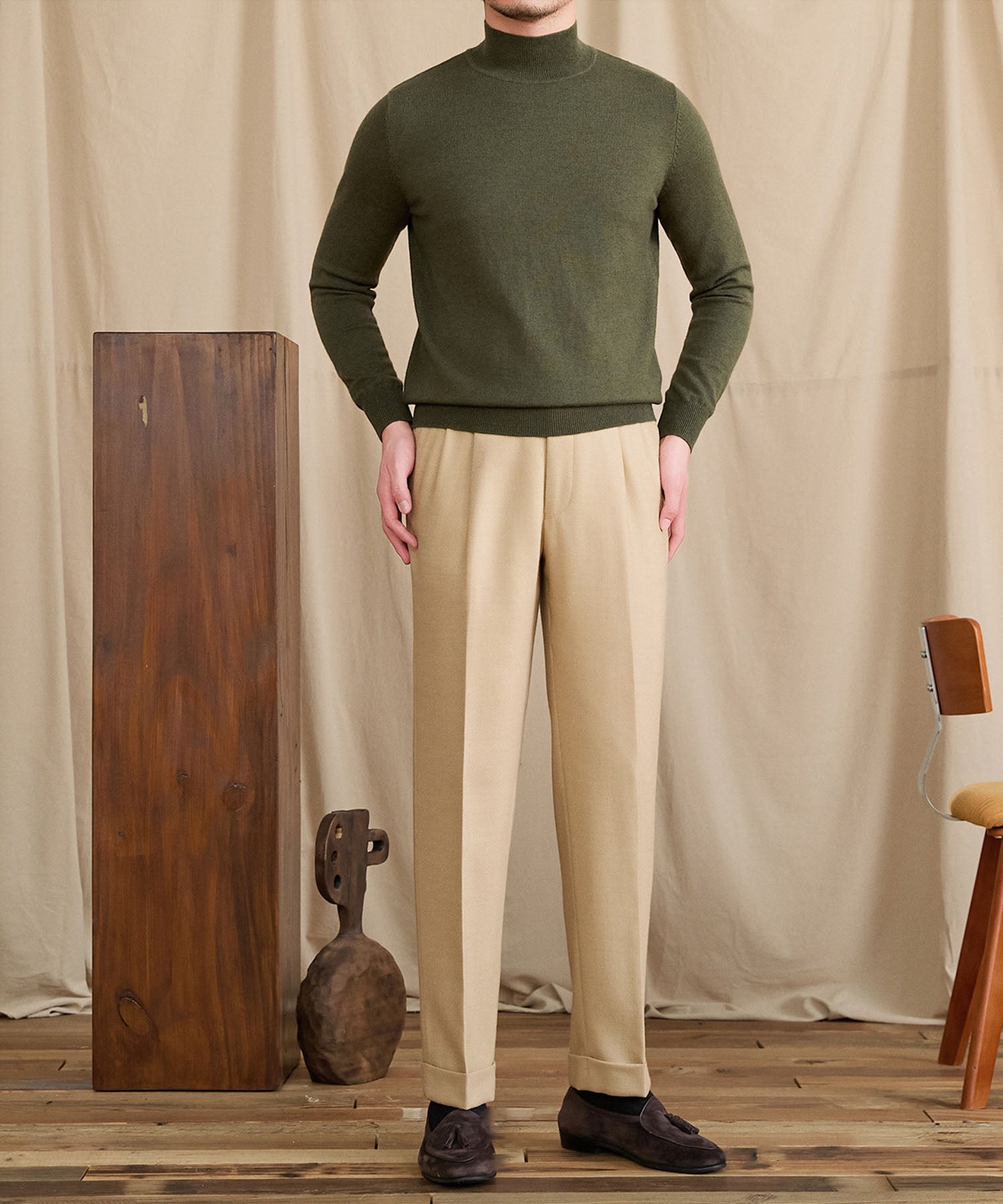 【NEW ITEM】スリムフィット リブ ニット ウール 天然素材 ベーシック 機能性抜群 シワになりにくい モックネック ハイネック ロングスリーブ ニット セーター