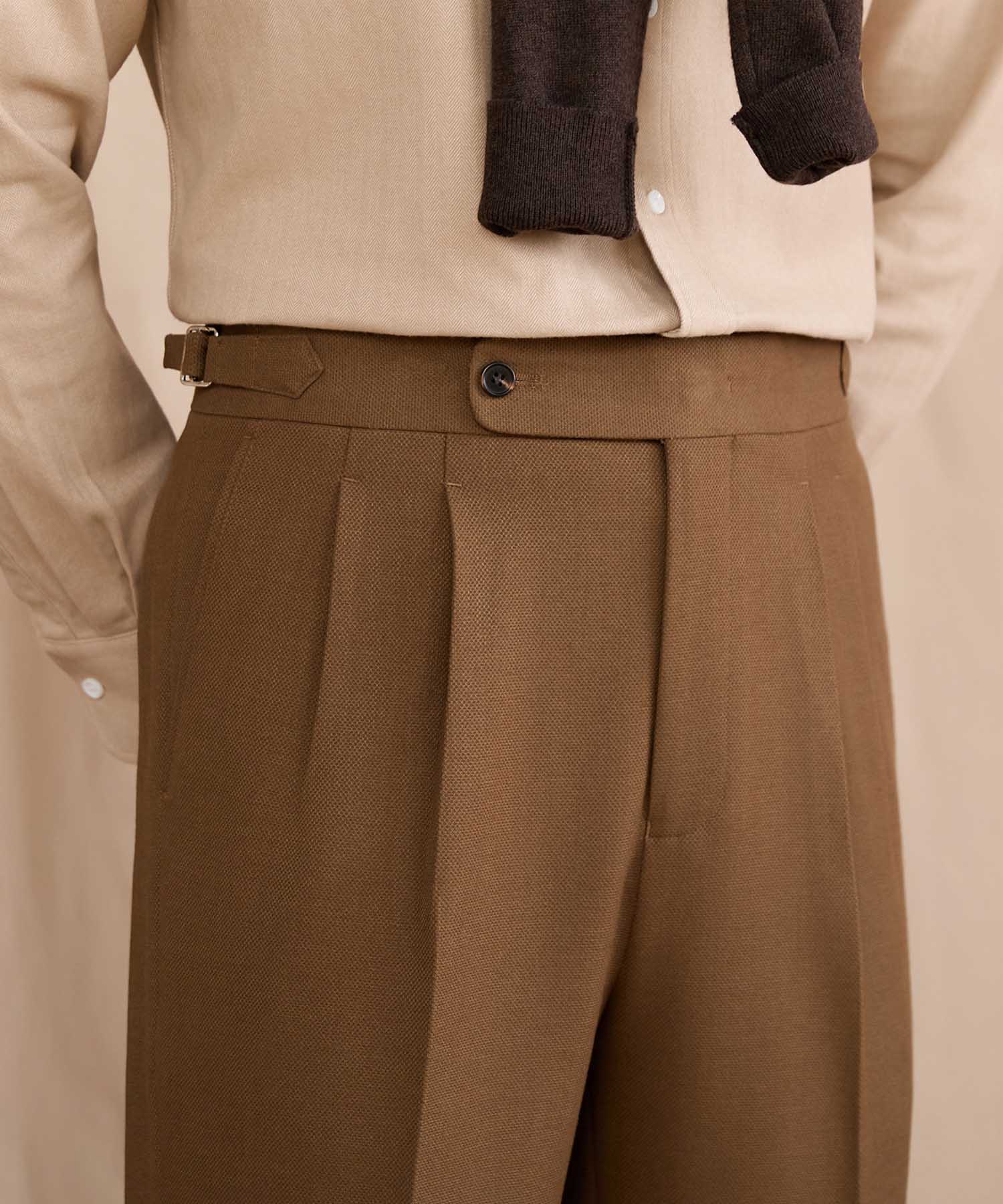 【NEW ITEM】レギュラーフィット 1つボタン 綿 ウール 天然素材 ウエストサイドベルト サイズ調整可能 ツータック クリース シワになりにくい クラシック スタンダード ダブル トラウザー パンツ スラックス ズボン