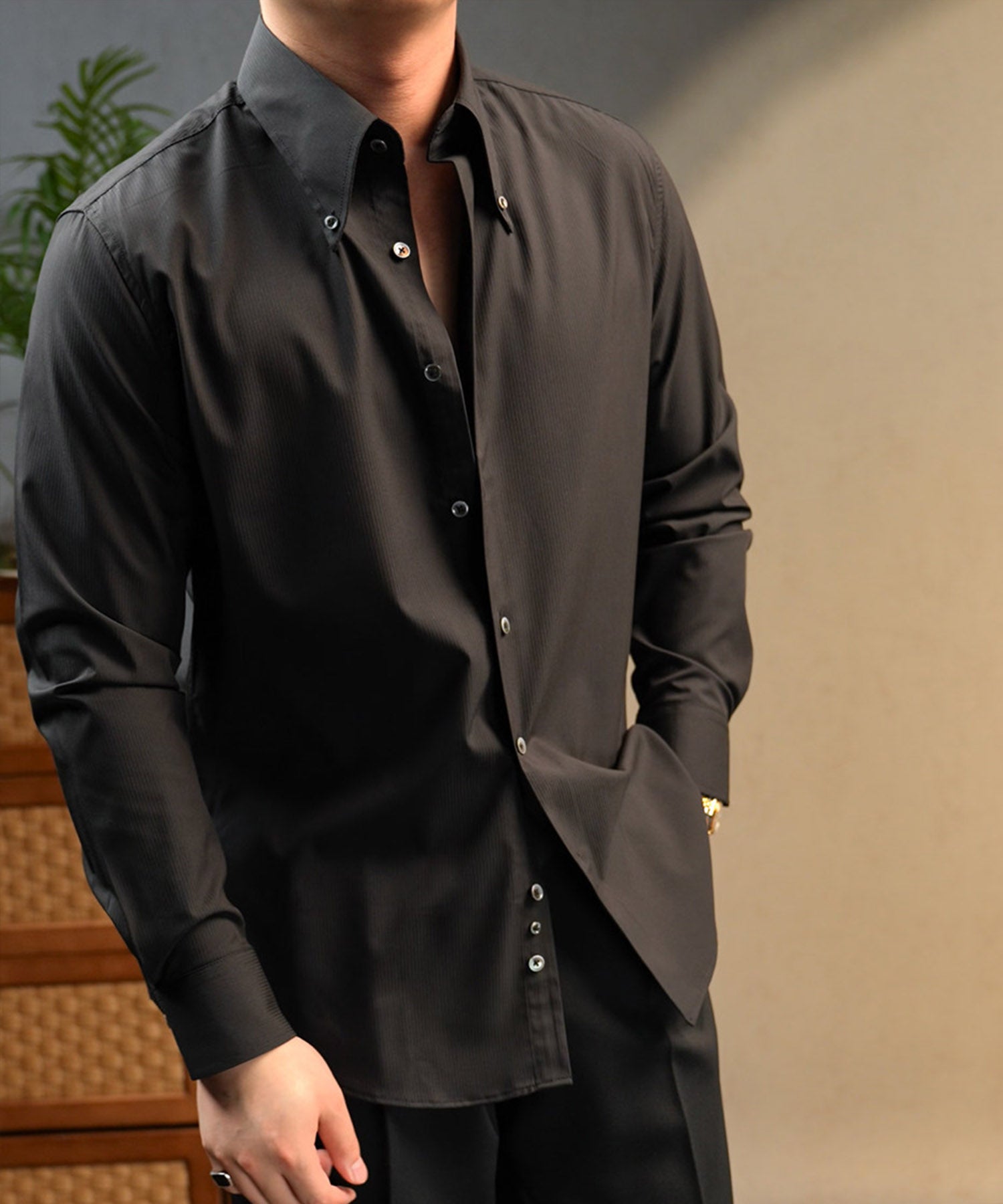 【NEW ITEM】スリムフィット ボタンダウン 無地 機能性抜群 シワになりにくい 清潔感 ロングスリーブ ミニマル エレガンス ベーシック シャツ